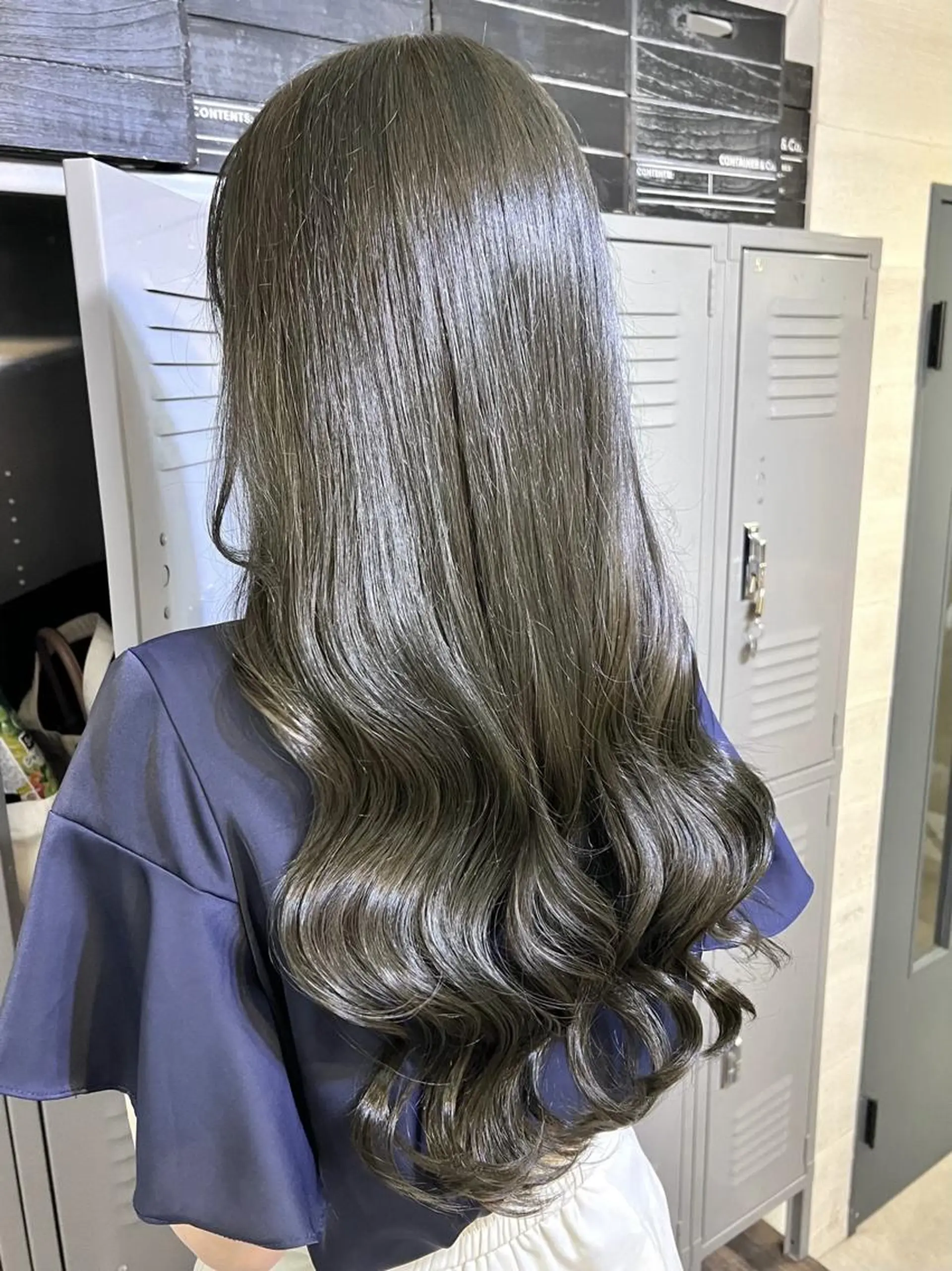 ロング カラー カット ヘアカラー トリートメント プチプラ&ハイクオ リティ✰Lilly✰のヘアスタイル