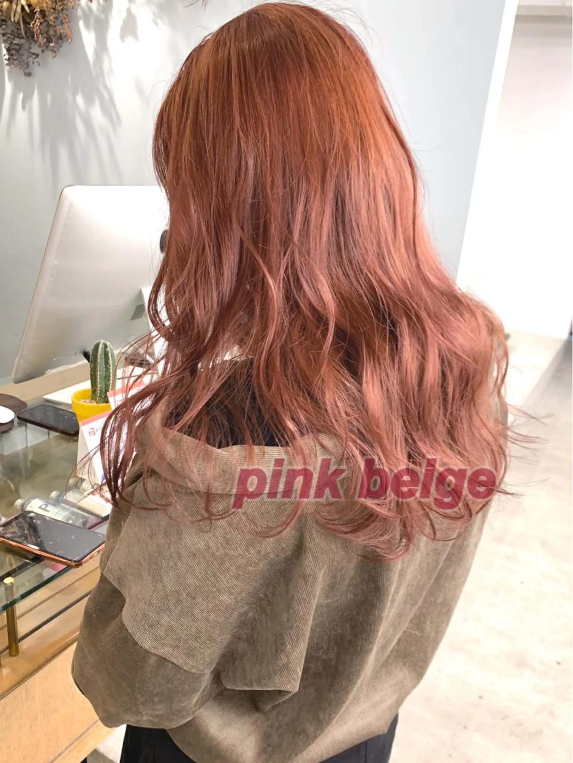 ロング カラー LEBEN所属・leben serikaのヘアスタイル