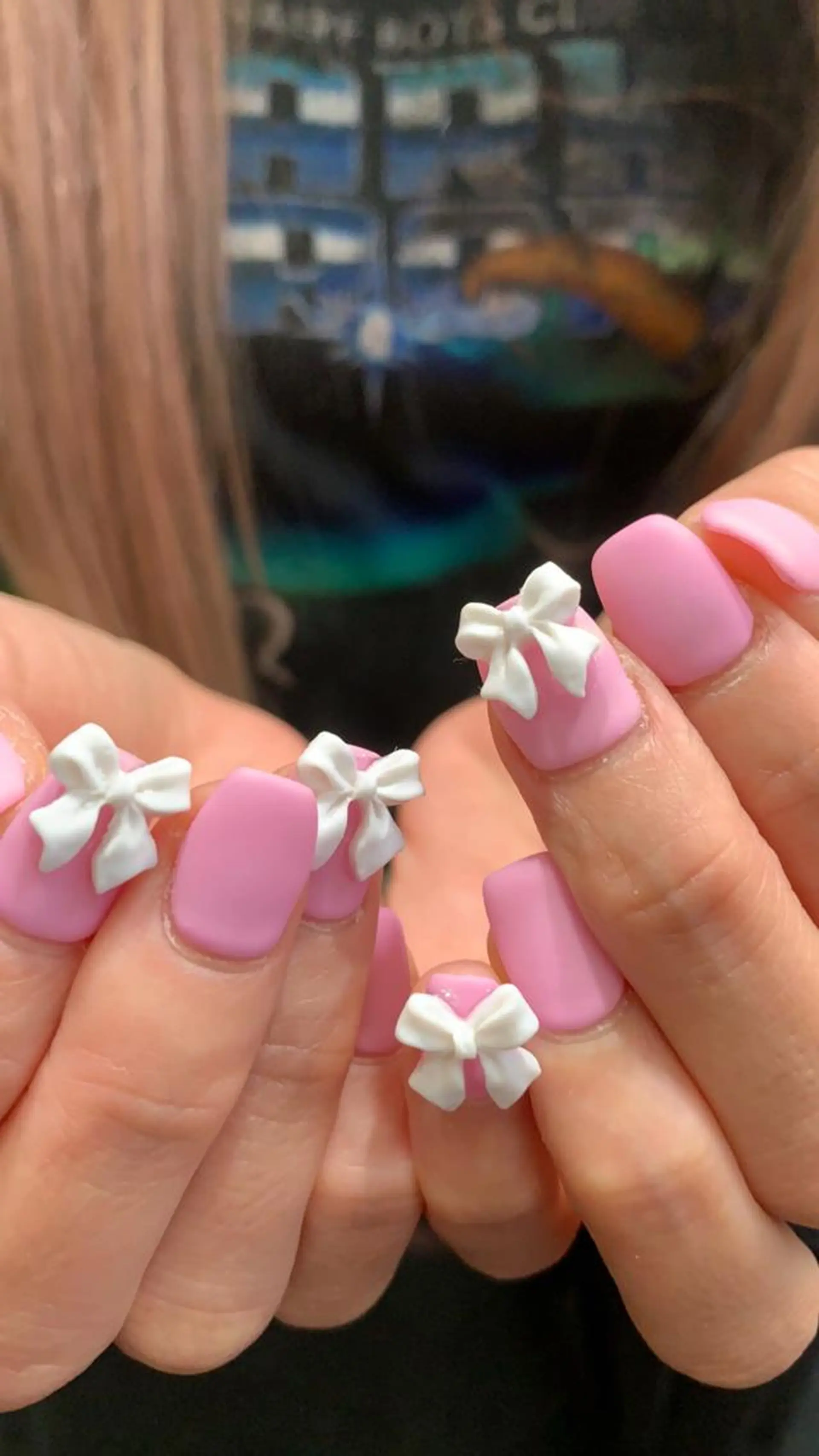 ネイル 持ち込み リボン Abe _表参道のネイルデザイン