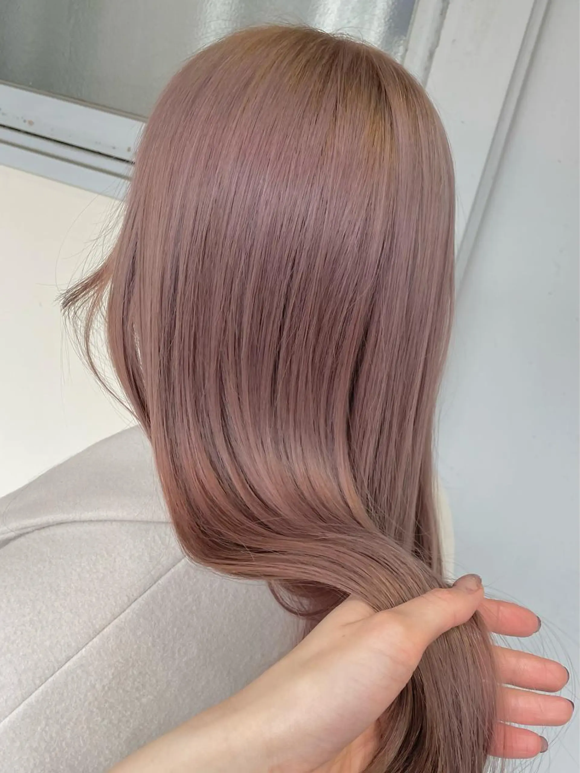 セミロング カラー ヘアアレンジ カット ヘアカラー トリートメント mao透明感カラー 似合わせヘアメイクのヘアスタイル