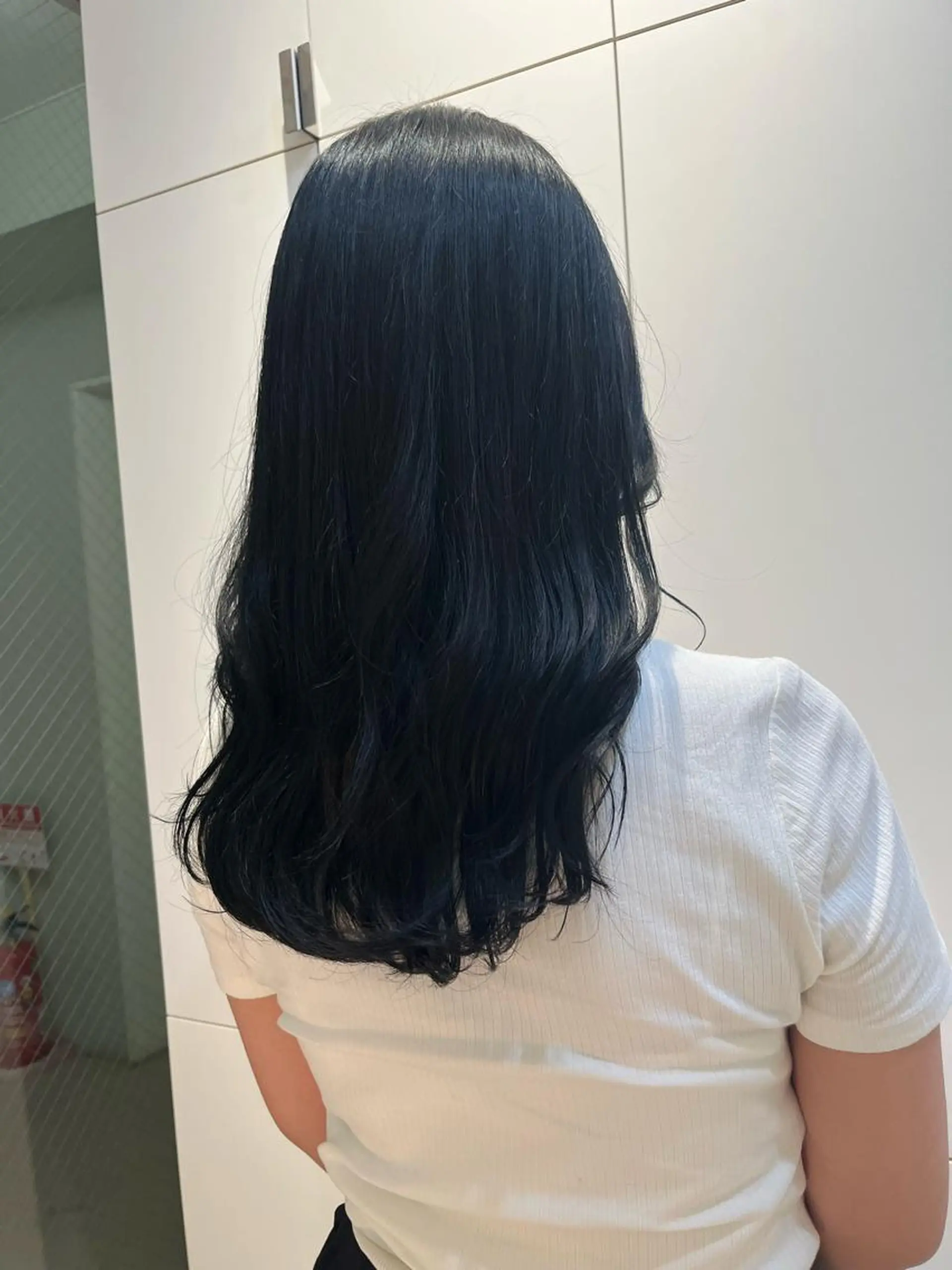 セミロング カラー ヘアアレンジ 透明感カラー MAYU/ハイトーン /レイヤー/横浜のヘアスタイル