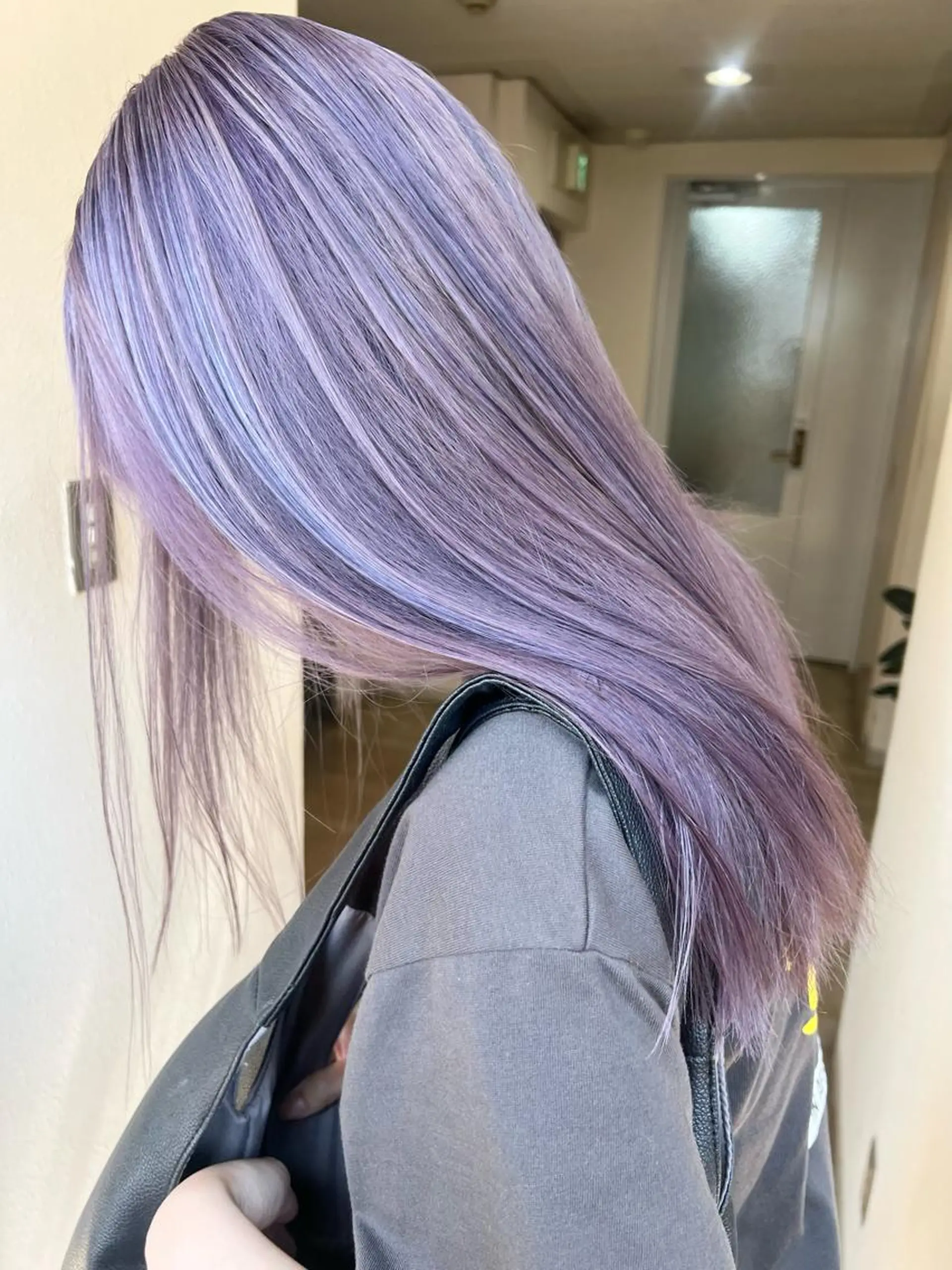 ロング カット ヘアカラー トリートメント ハイトーンカラー🍑 maanaのヘアスタイル