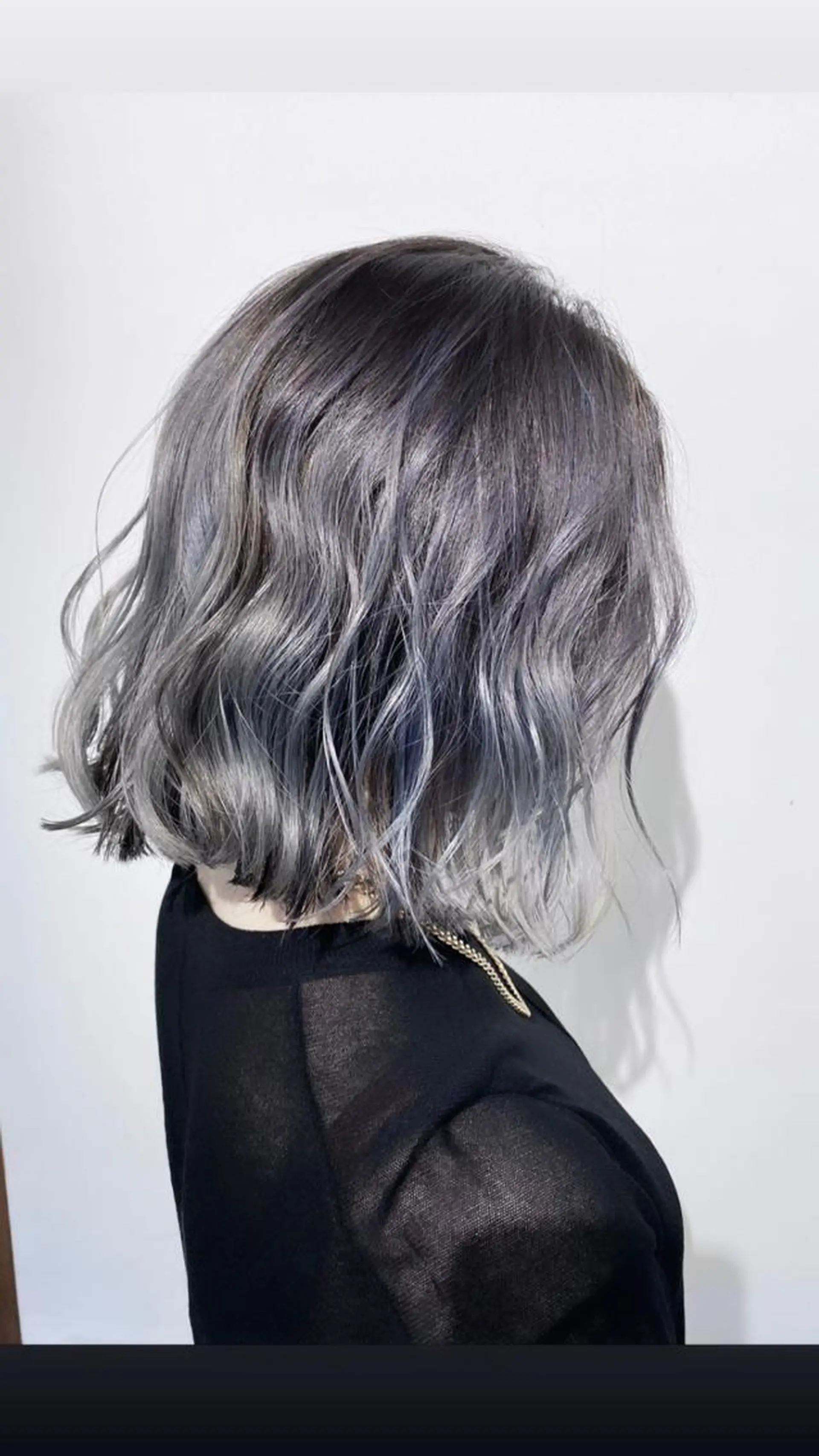 ショート アッシュ 🌈8月末までシャ イン輝きハイトーン✨のヘアスタイル