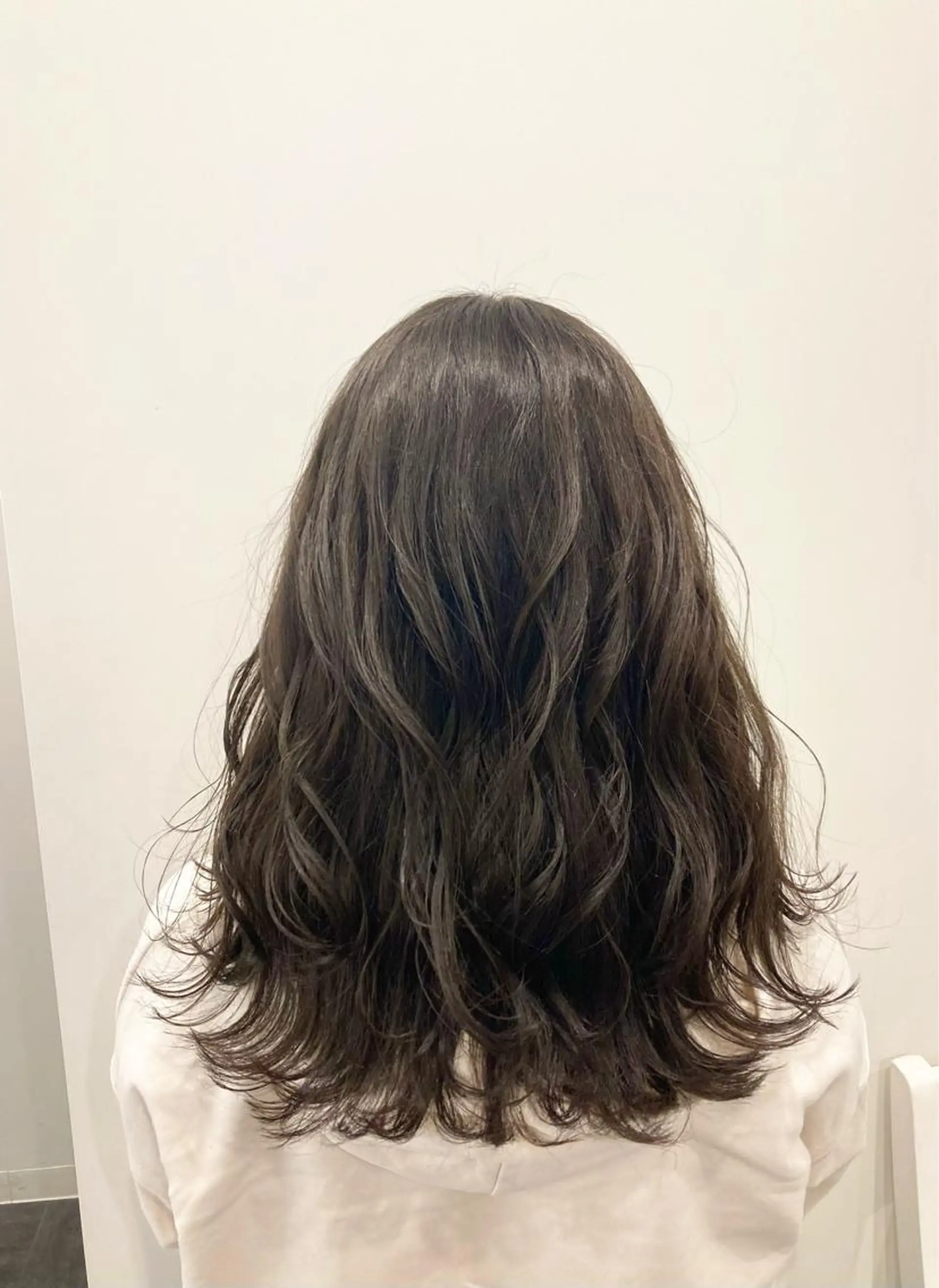 カラー 🌈Agu hair 副店長/岩渕蓮のヘアスタイル