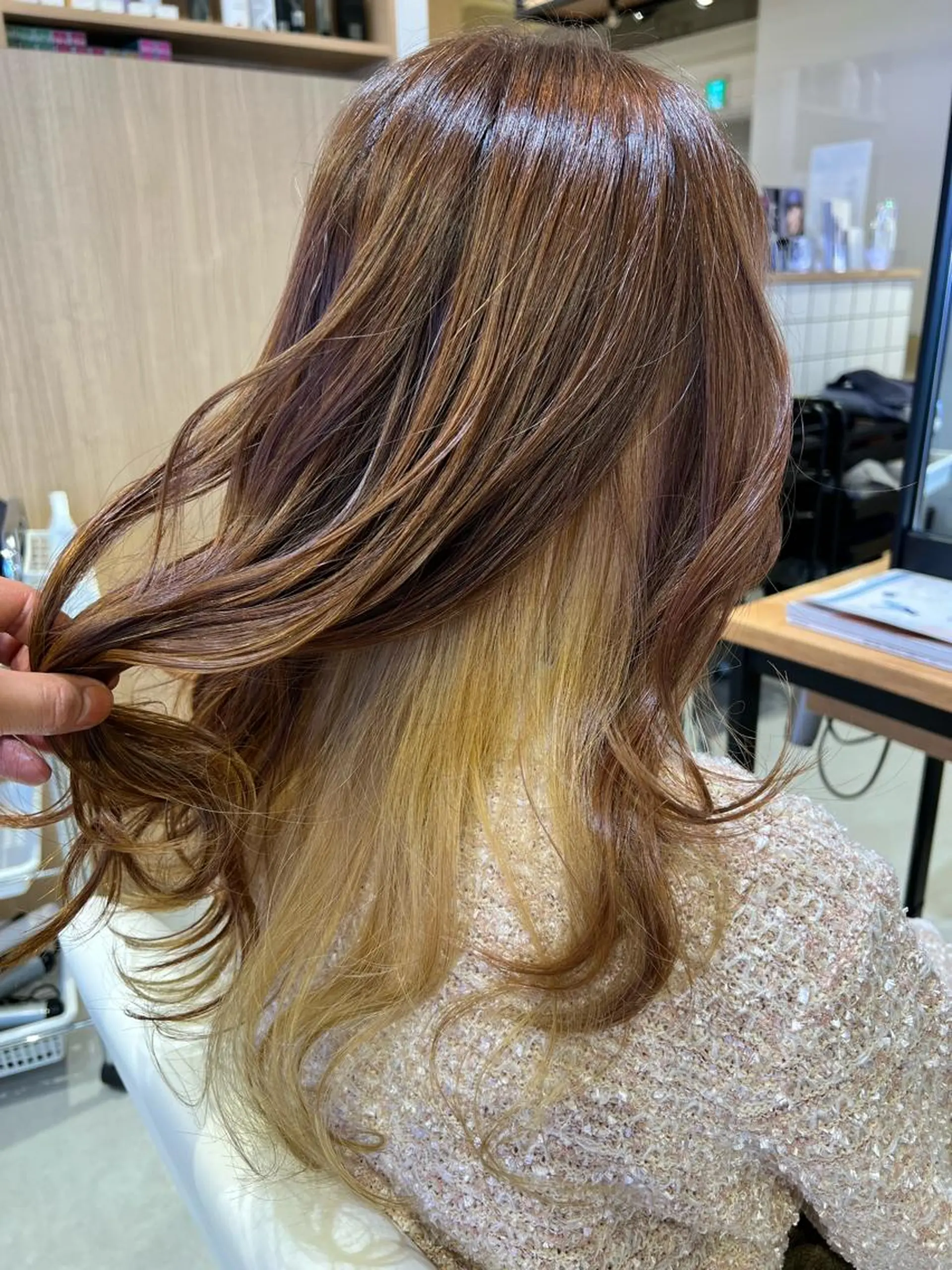 ロング カラー ヘアアレンジ インナーカラー bloomsweet 鈴木駿平のヘアスタイル