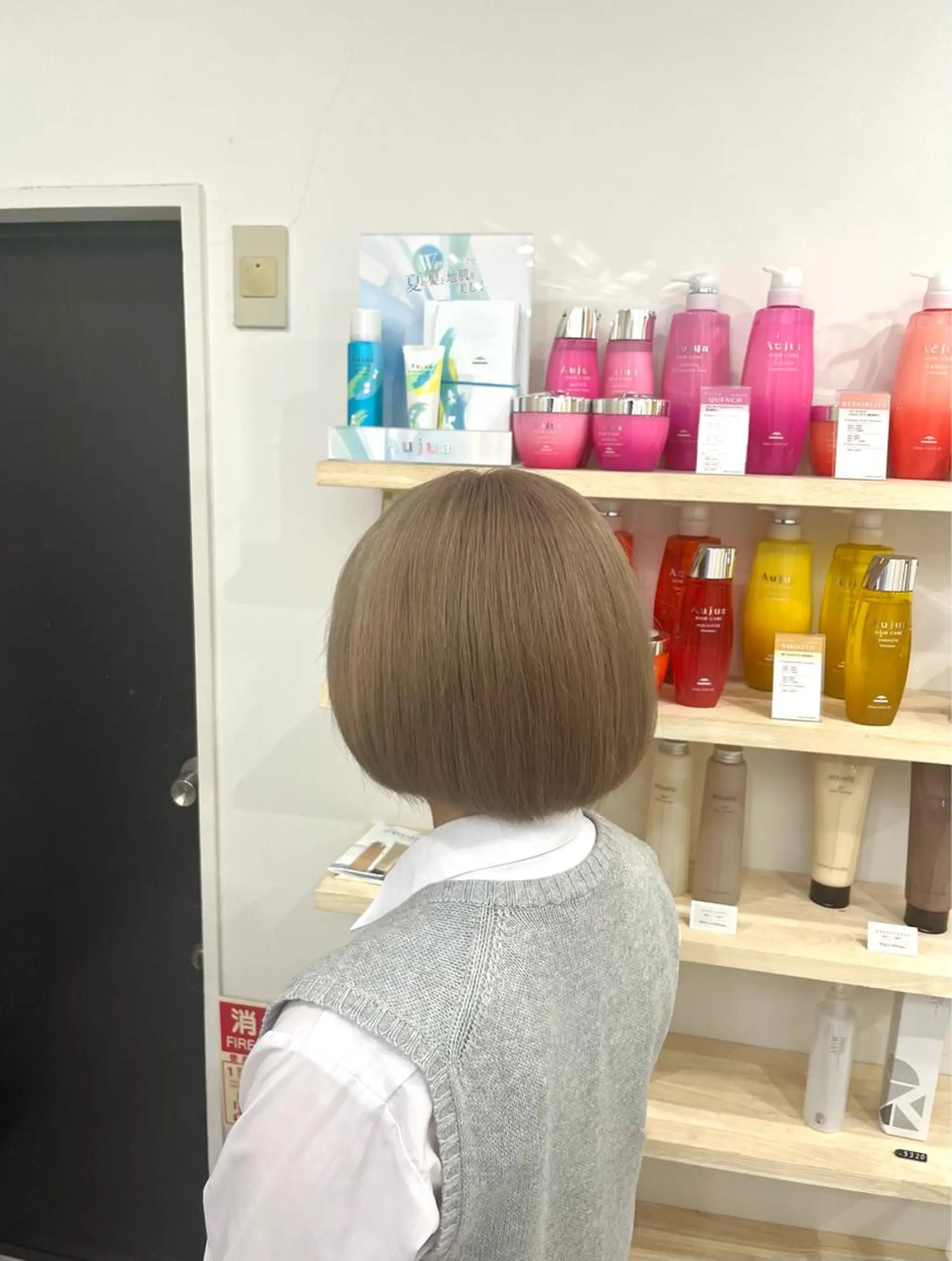 ショート カラー ブリーチ カットモデル募集🐺 らいと💎のヘアスタイル