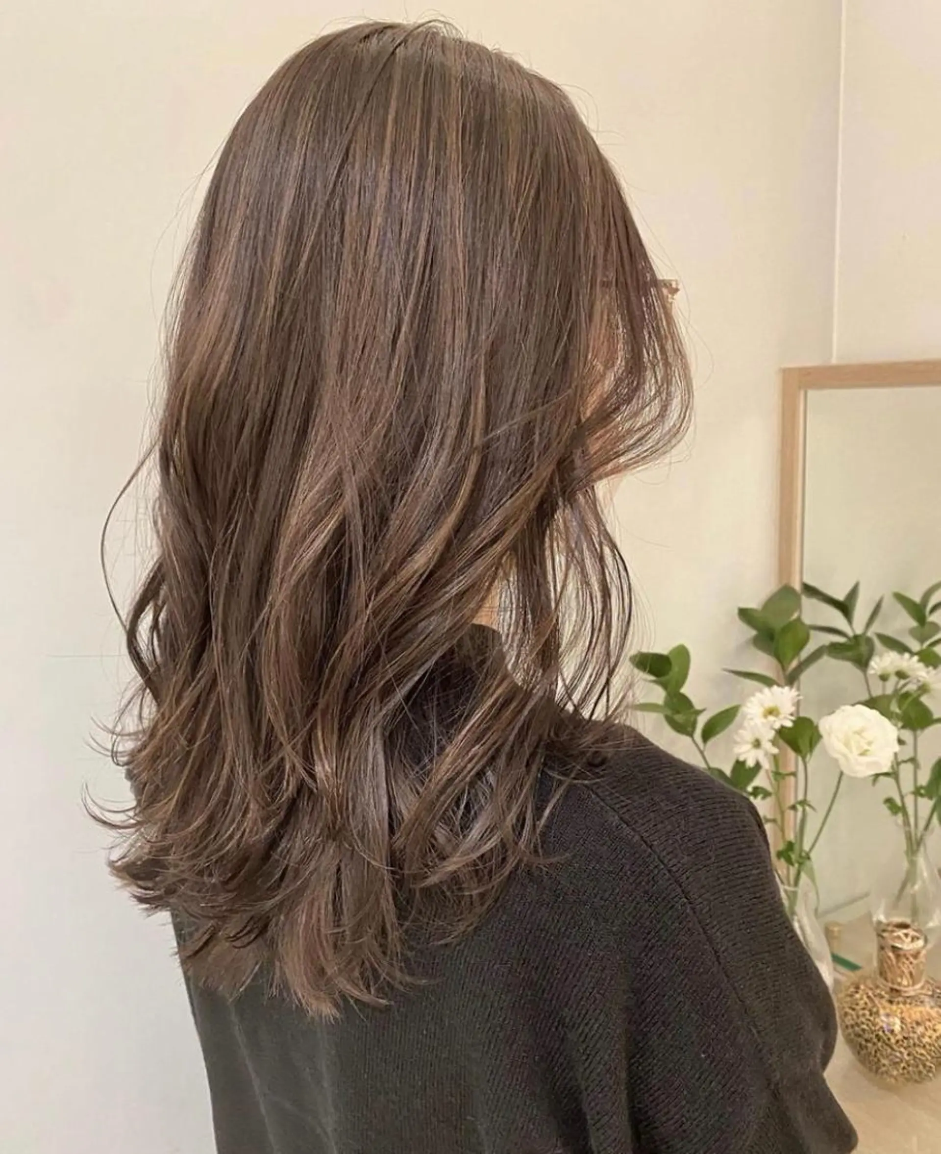 セミロング カラー ベージュカラー ブラウンカラー ブラウンベージュ 【韓国艶カラー🎀】 添田 菜摘のヘアスタイル