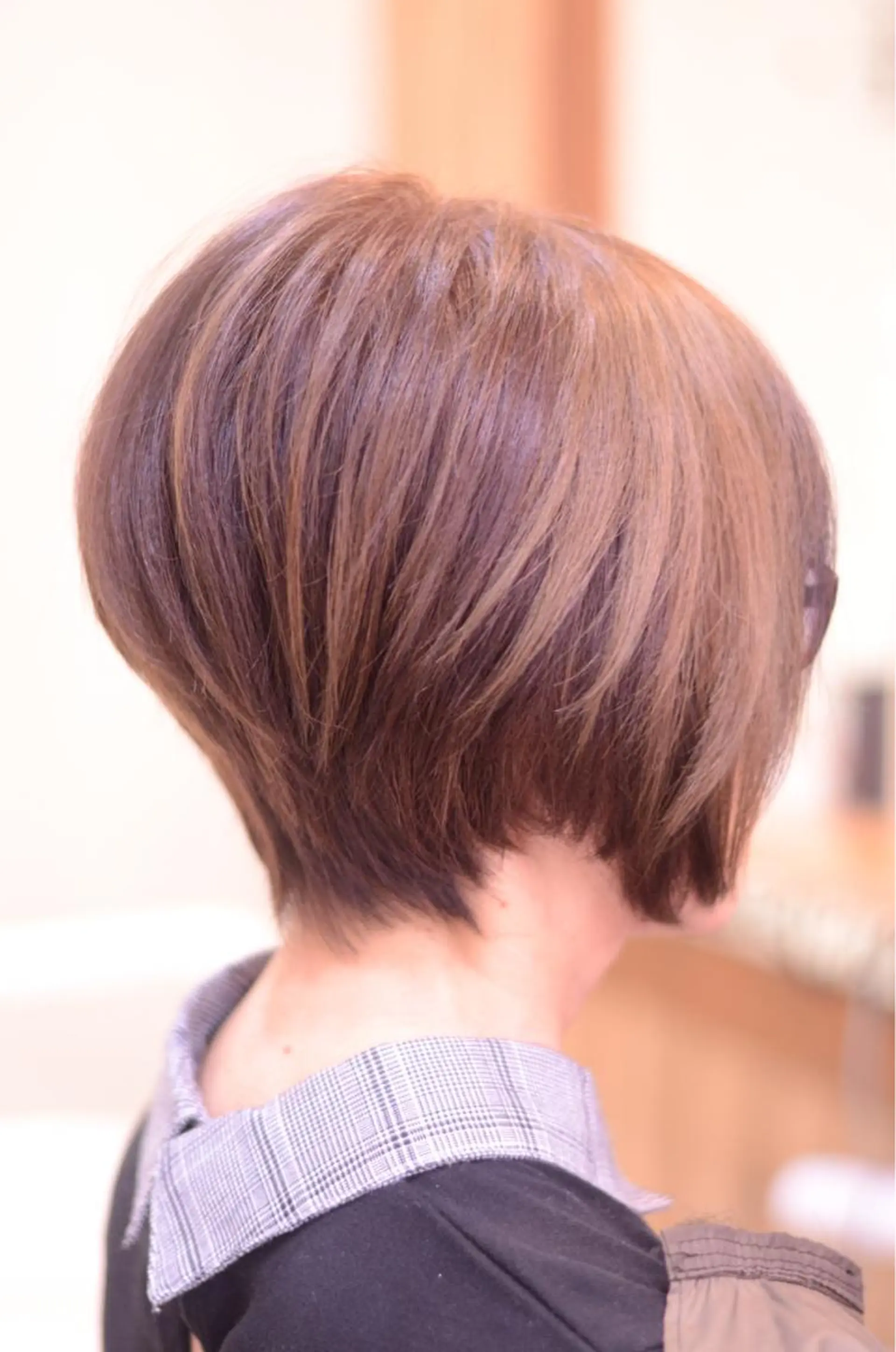 ショート カラー Laissez Deuxのヘアスタイル