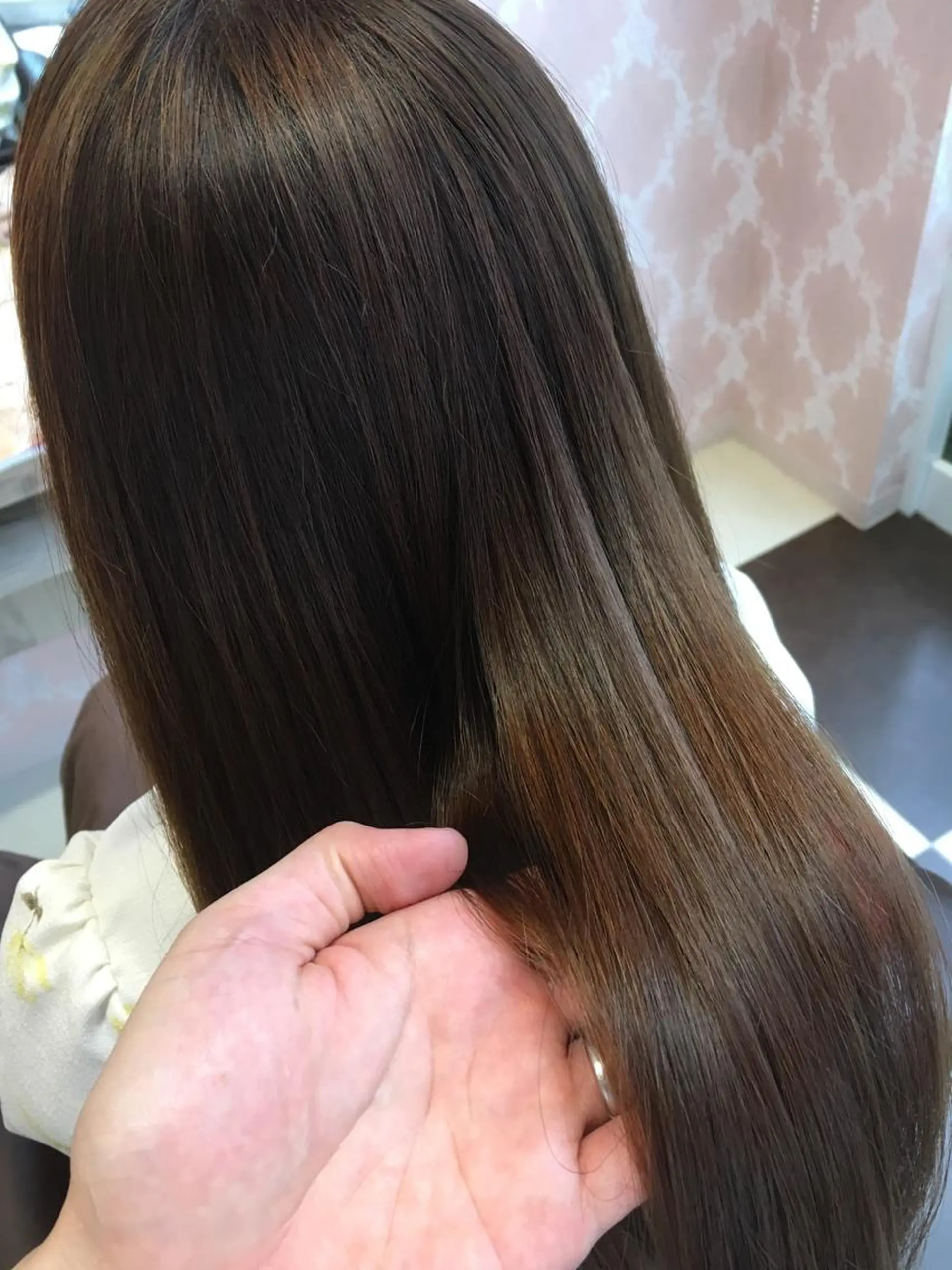 ロング graxi'    グラシー所属・ブリーチ/ハイトーン SERINAのヘアスタイル