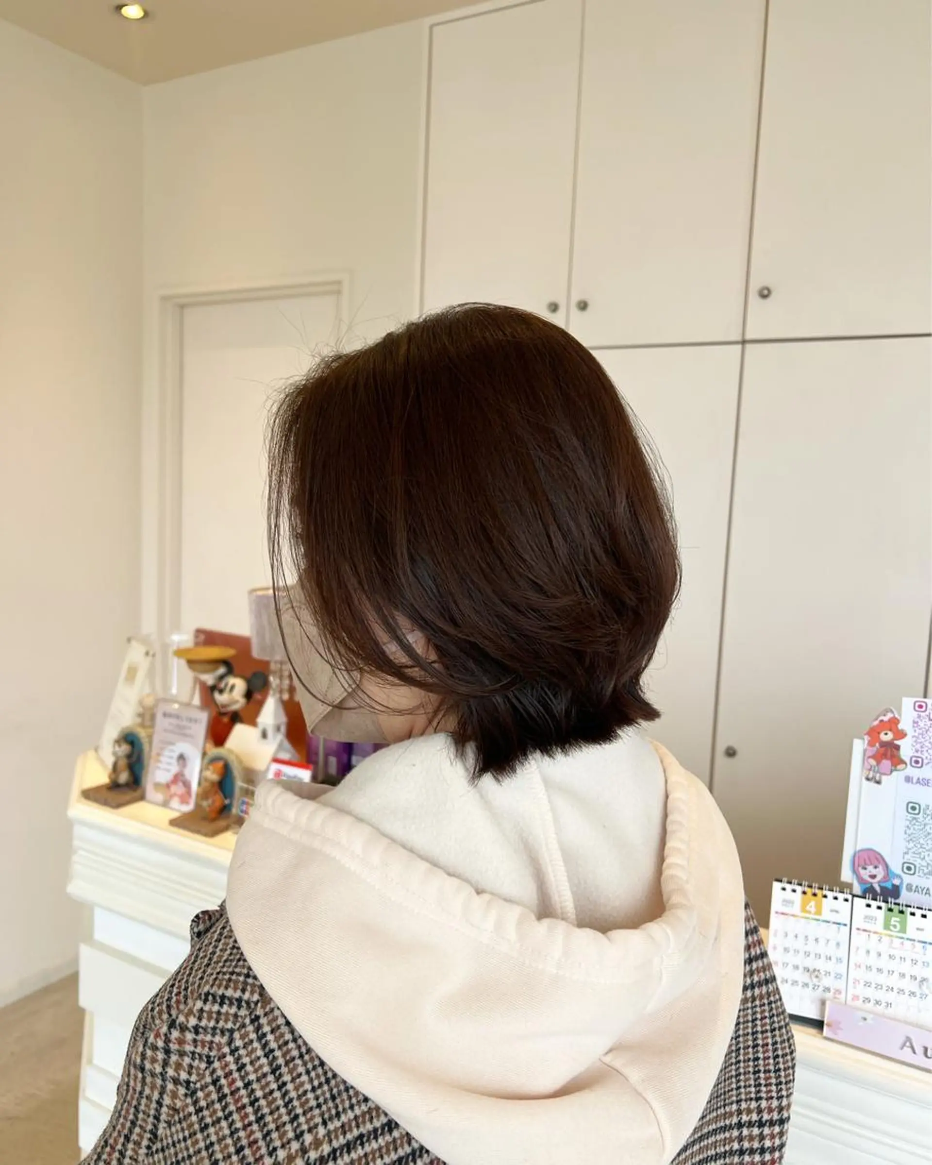 ミディアム カラー ヘアアレンジ メンズ キッズ アイブロウ 似合わせカット カット ラシェンテ宝塚所属・HONOKA /顔周りレイヤー得意の眉毛・アイブロウイメージ