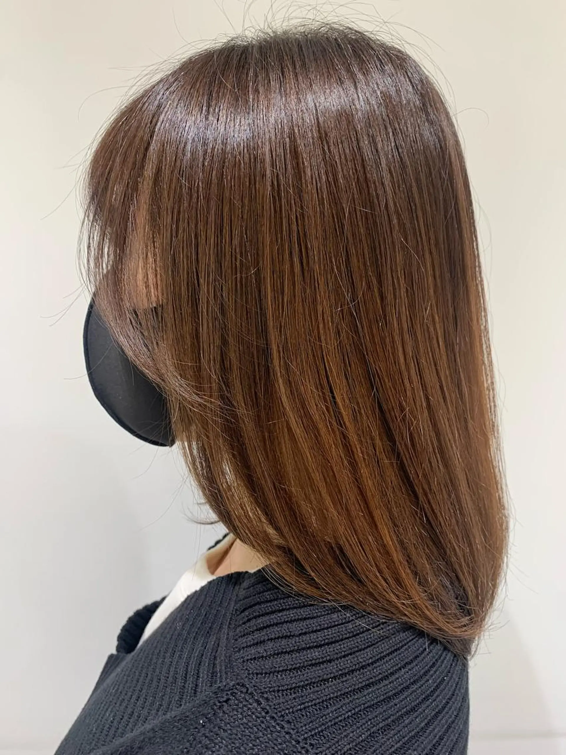 ミディアム 顔周りカット おくれ毛 メンズ縮毛矯正🦊ハ イトーン　RYOKAのヘアスタイル