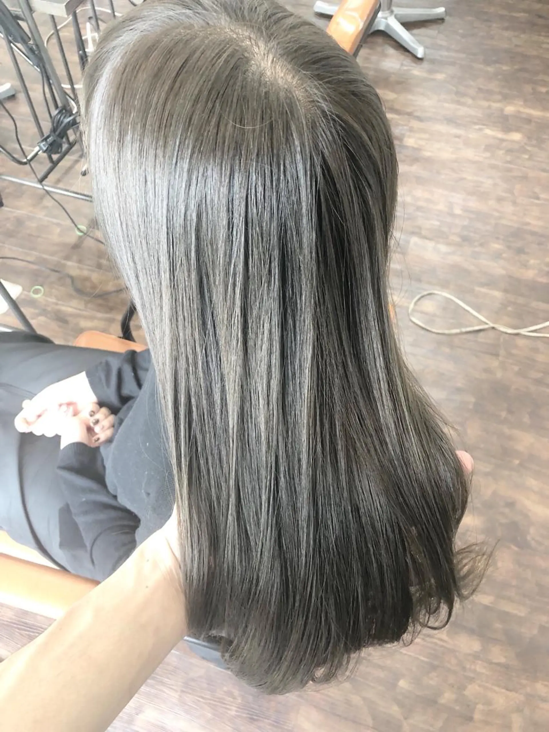 カラー グレージュ イルミナカラー トップスタイリスト Yamato.hのヘアスタイル