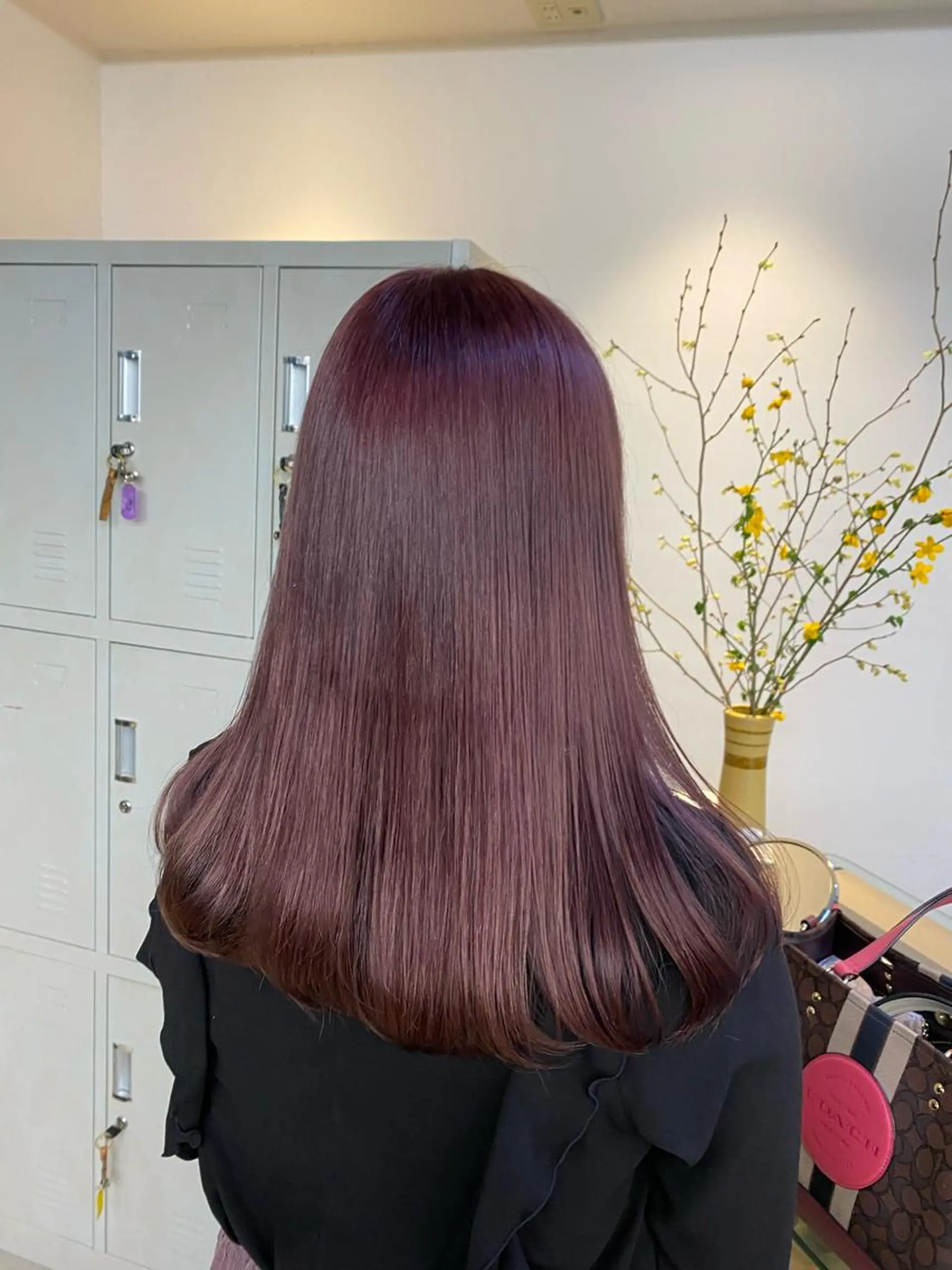 ロング カラー パーマ ヘアアレンジ メンズ キッズ ネイル マツエク・マツパ アイブロウ 暖色系/透明感 治野心のヘアスタイル