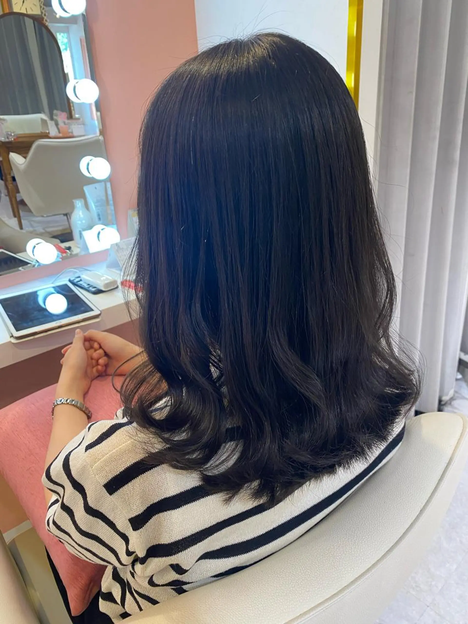 ミディアム カット トリートメント 梛木 唯のヘアスタイル
