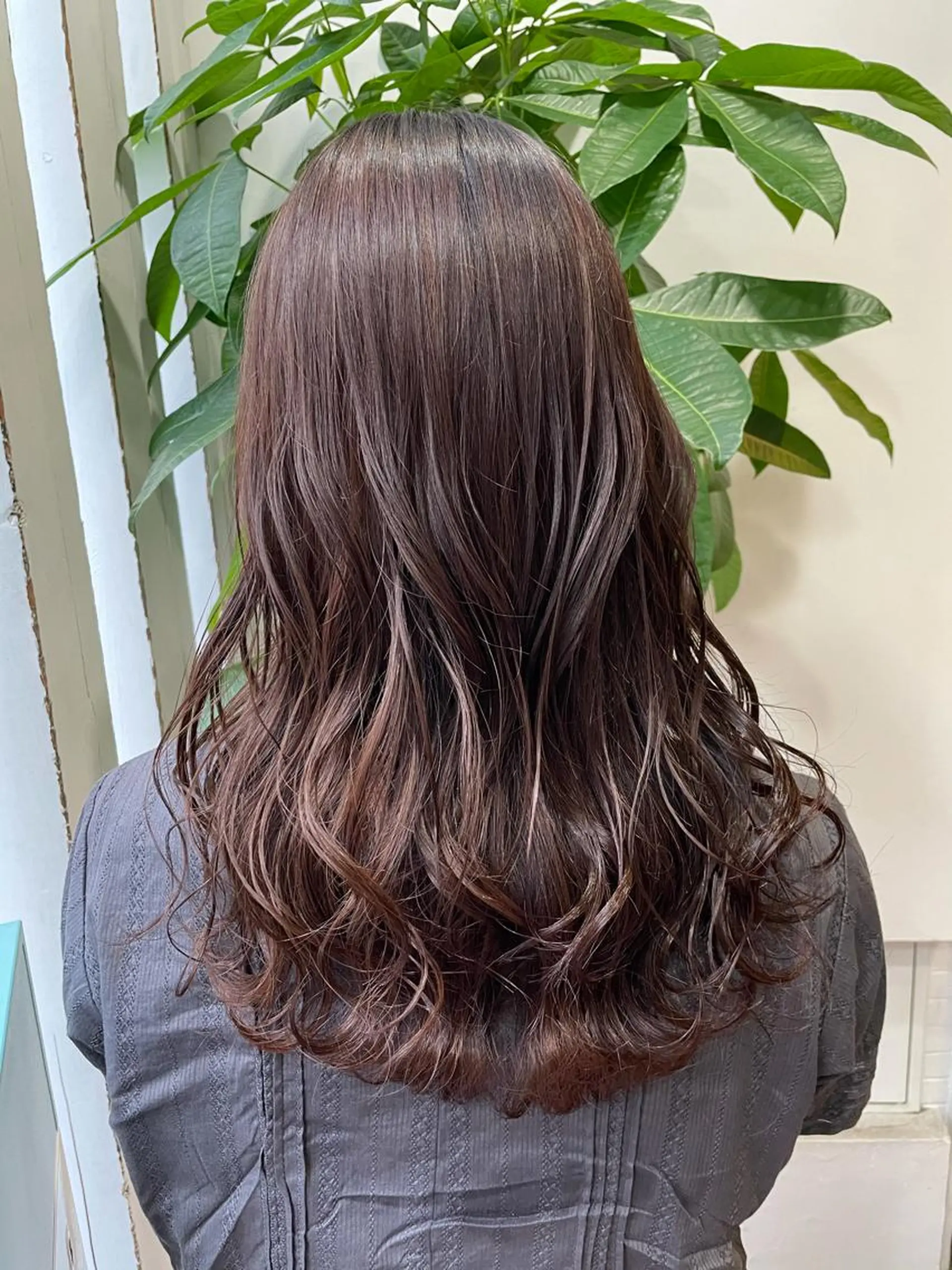 カラー 【店長】インナー指名 No.1戸塚優思のヘアスタイル