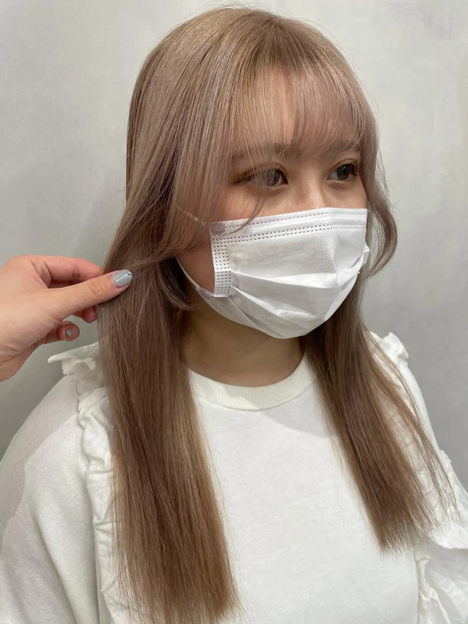 ロング エギョモリ ヘアカラー ❤︎︎韓国ヘア❤︎︎ 𝑺𝒉𝒊𝒉𝒐のヘアスタイル