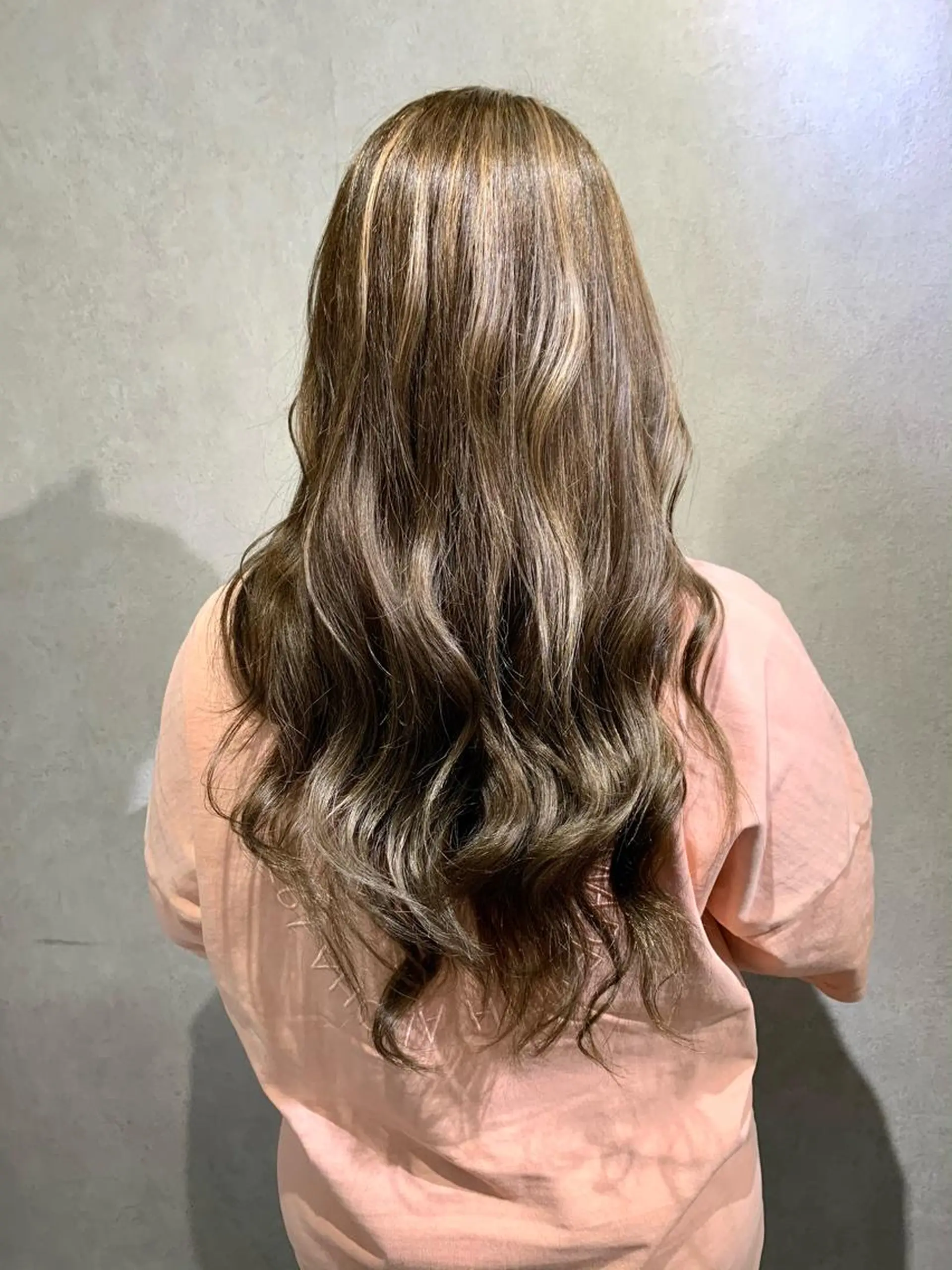ロング カラー アッシュ アッシュグレー アッシュグレージュ バレイヤージュ デザインカラー ヘアカラー トリートメント ひばりヶ丘美容室 ✂︎藤原珠輝✂︎のヘアスタイル