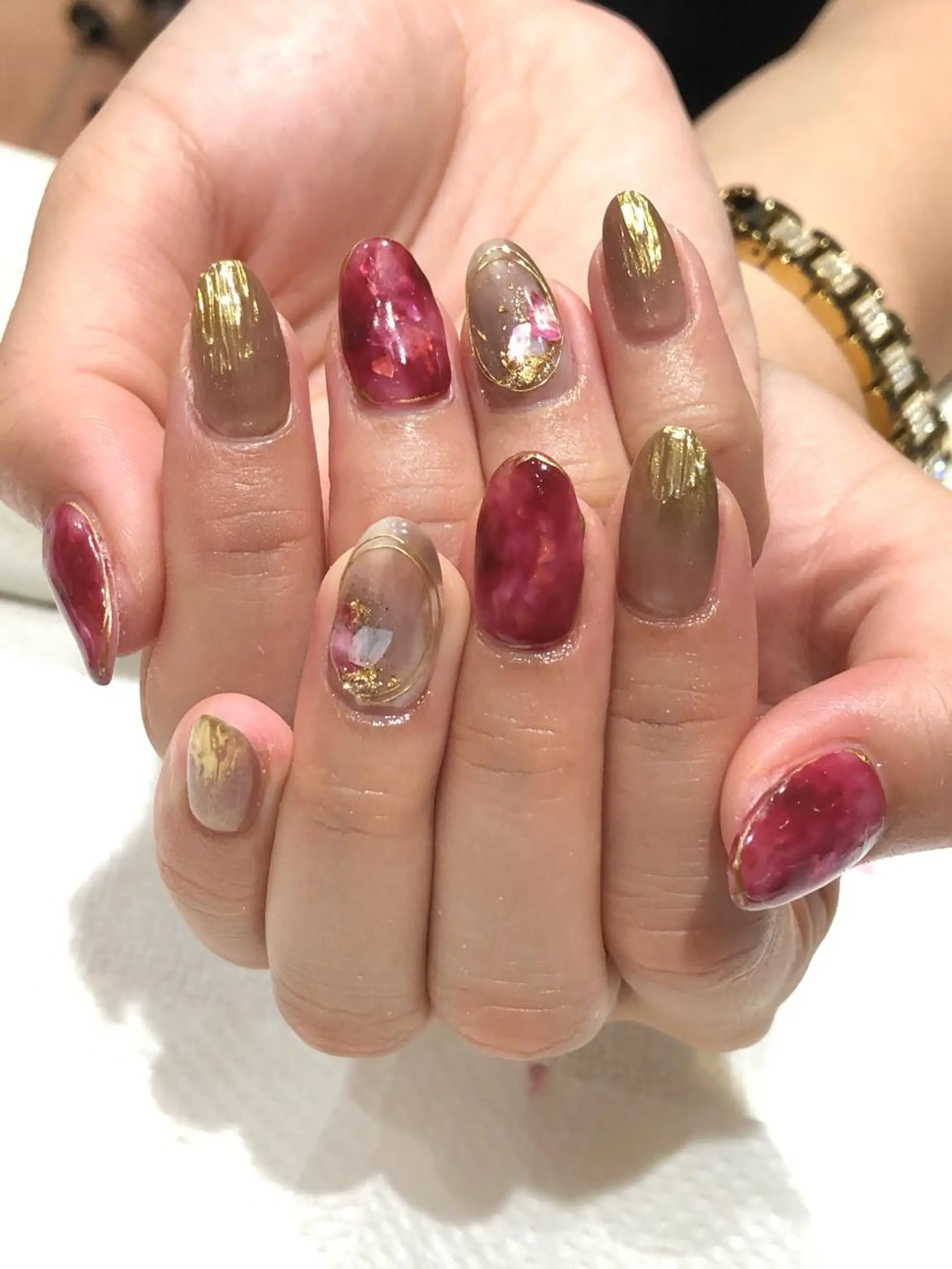 ネイル ハンドネイル Nest 三田のマツエク・マツパデザイン