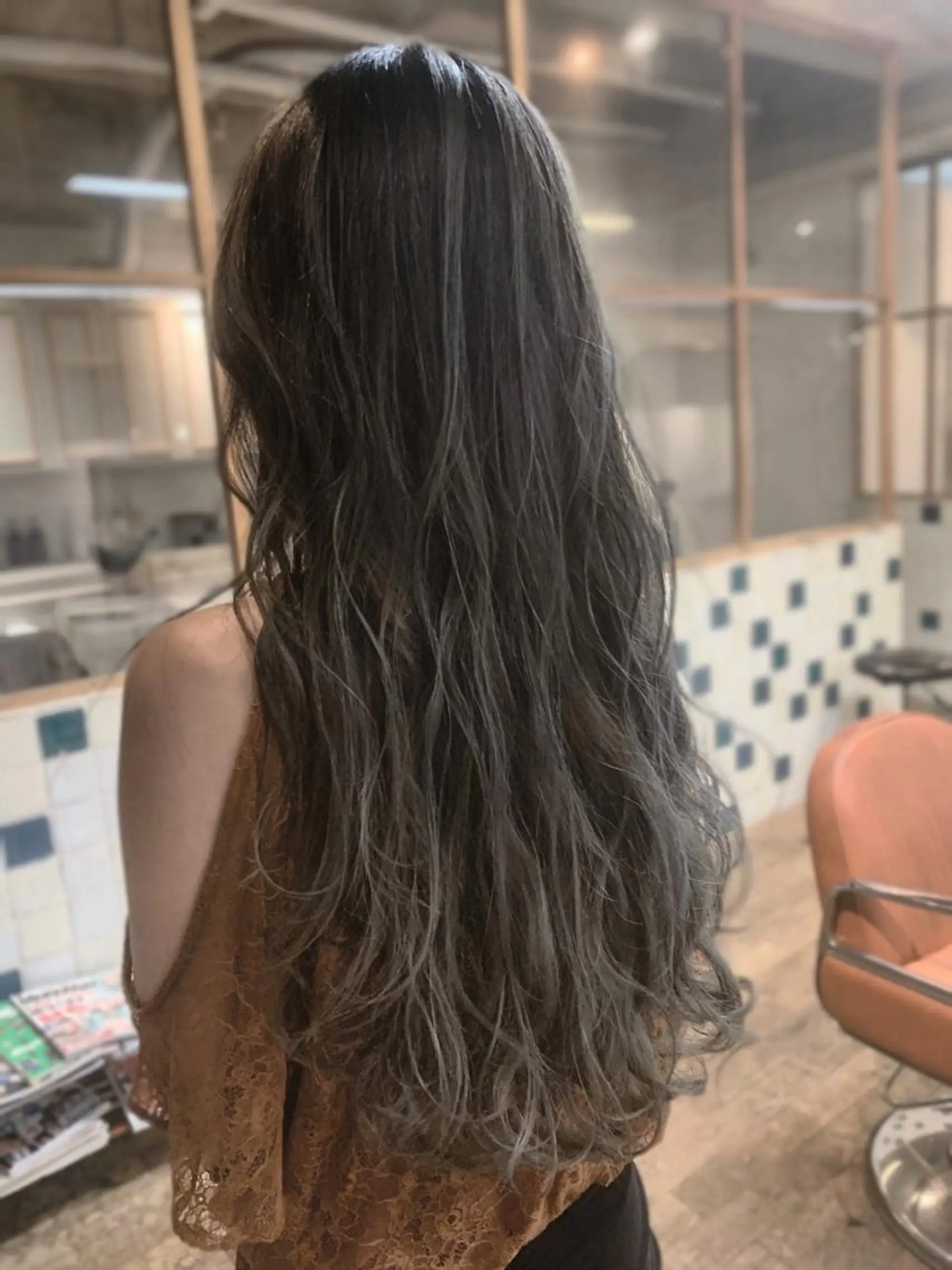 カラー バレイヤージュ Beyond（kitaro）所属・石井辰功也 フリーランス美容師のヘアスタイル