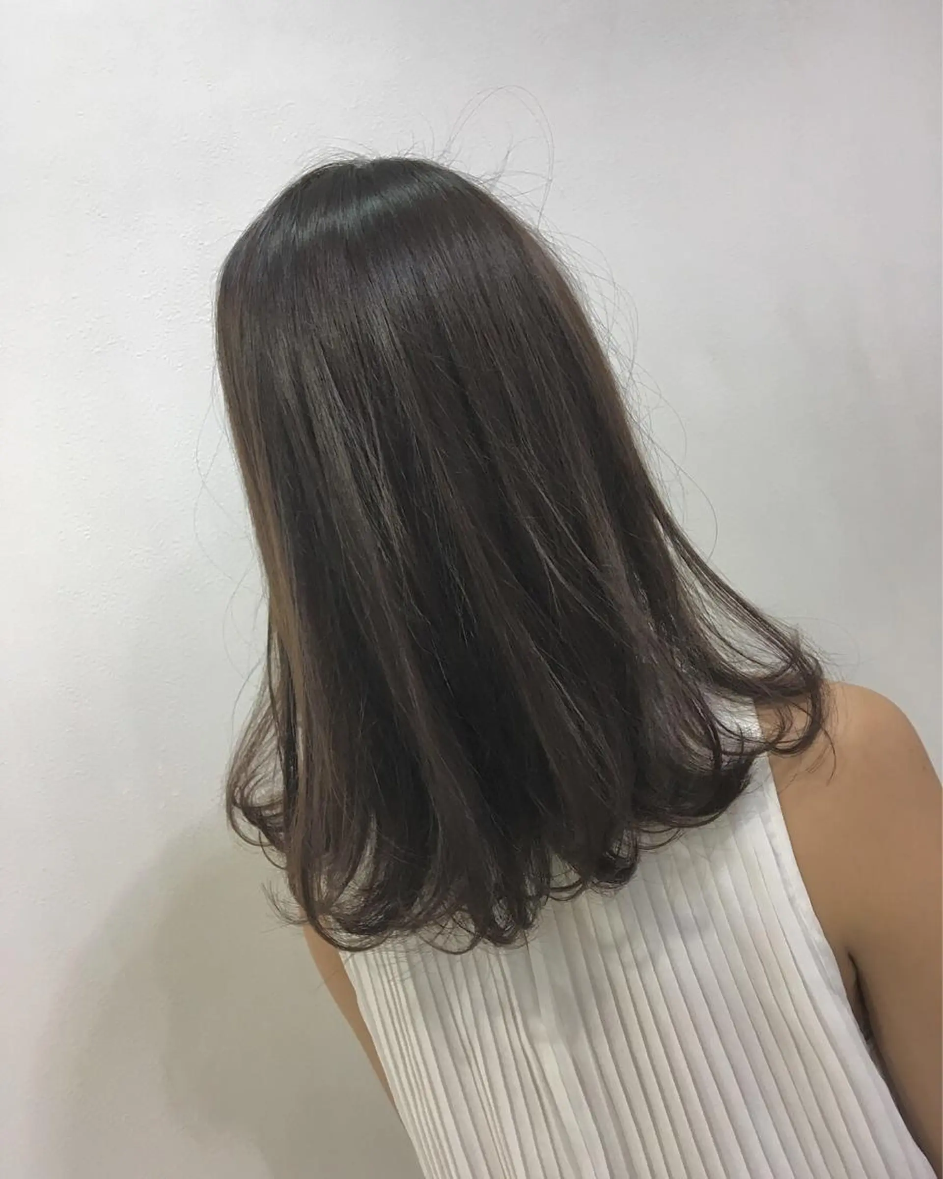 セミロング は まべのヘアスタイル