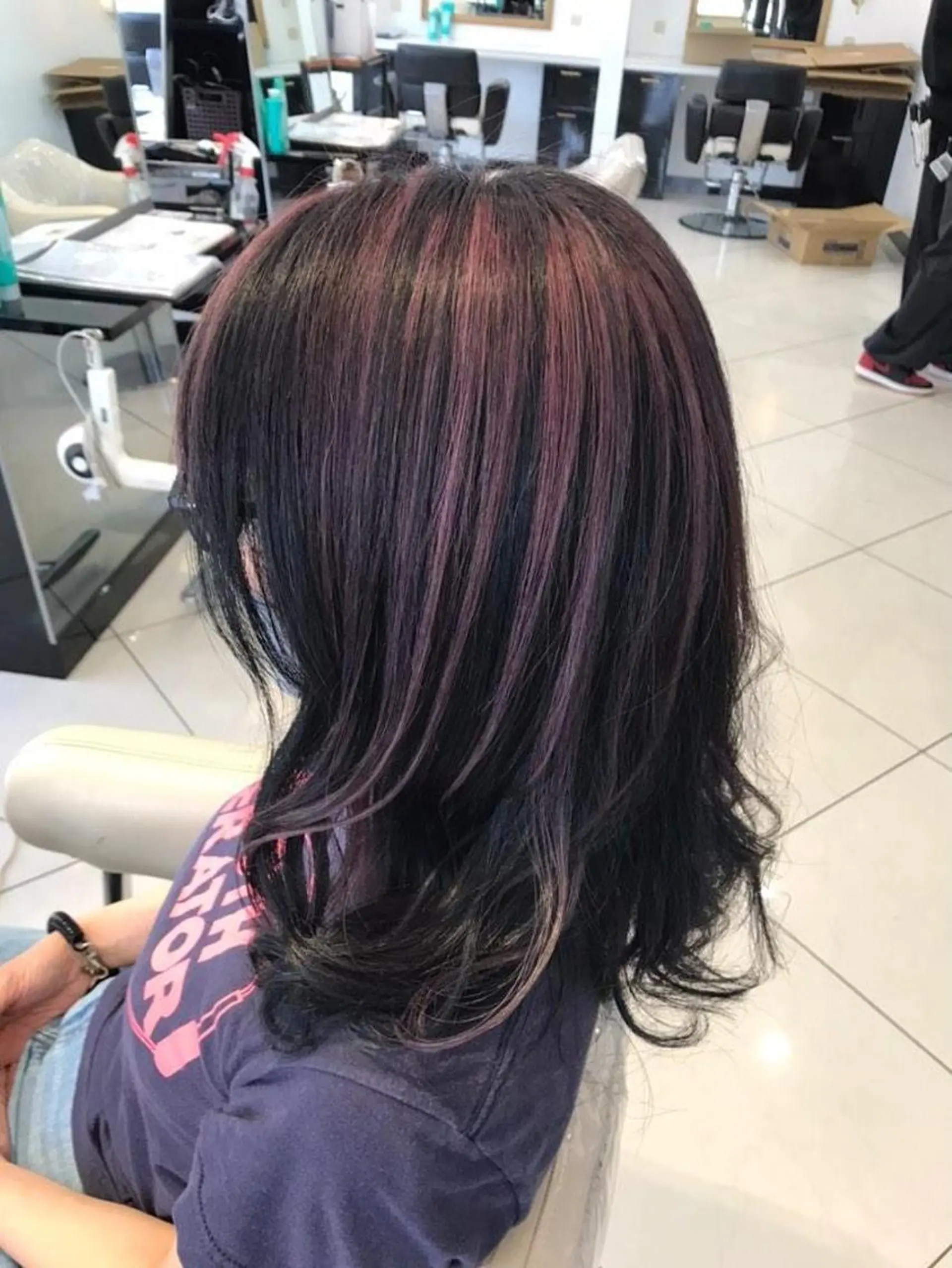 ミディアム カラー ピンクカラー ホワイトピンク ヘアカラー トリートメント あらげ 🌈推しカラー🌈ᵕのヘアスタイル