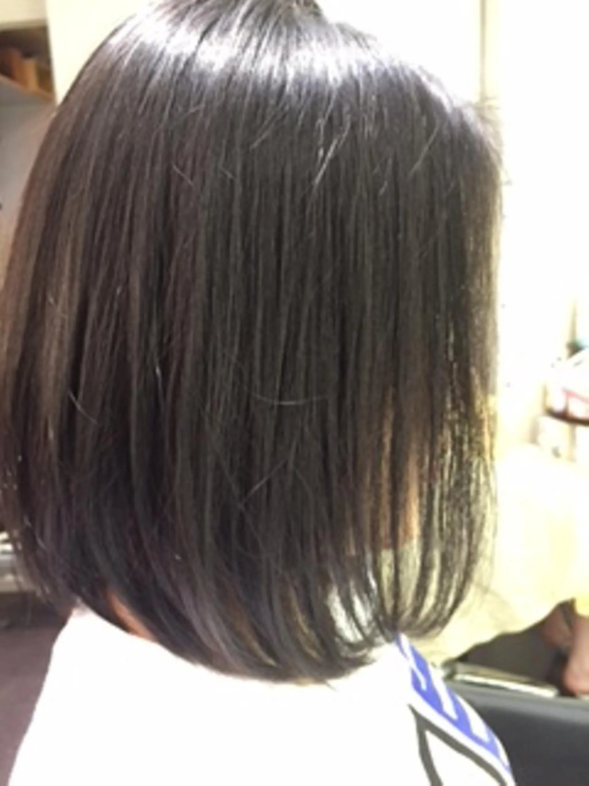 ミディアム カット 縮毛矯正 西山 恵太郎のヘアスタイル