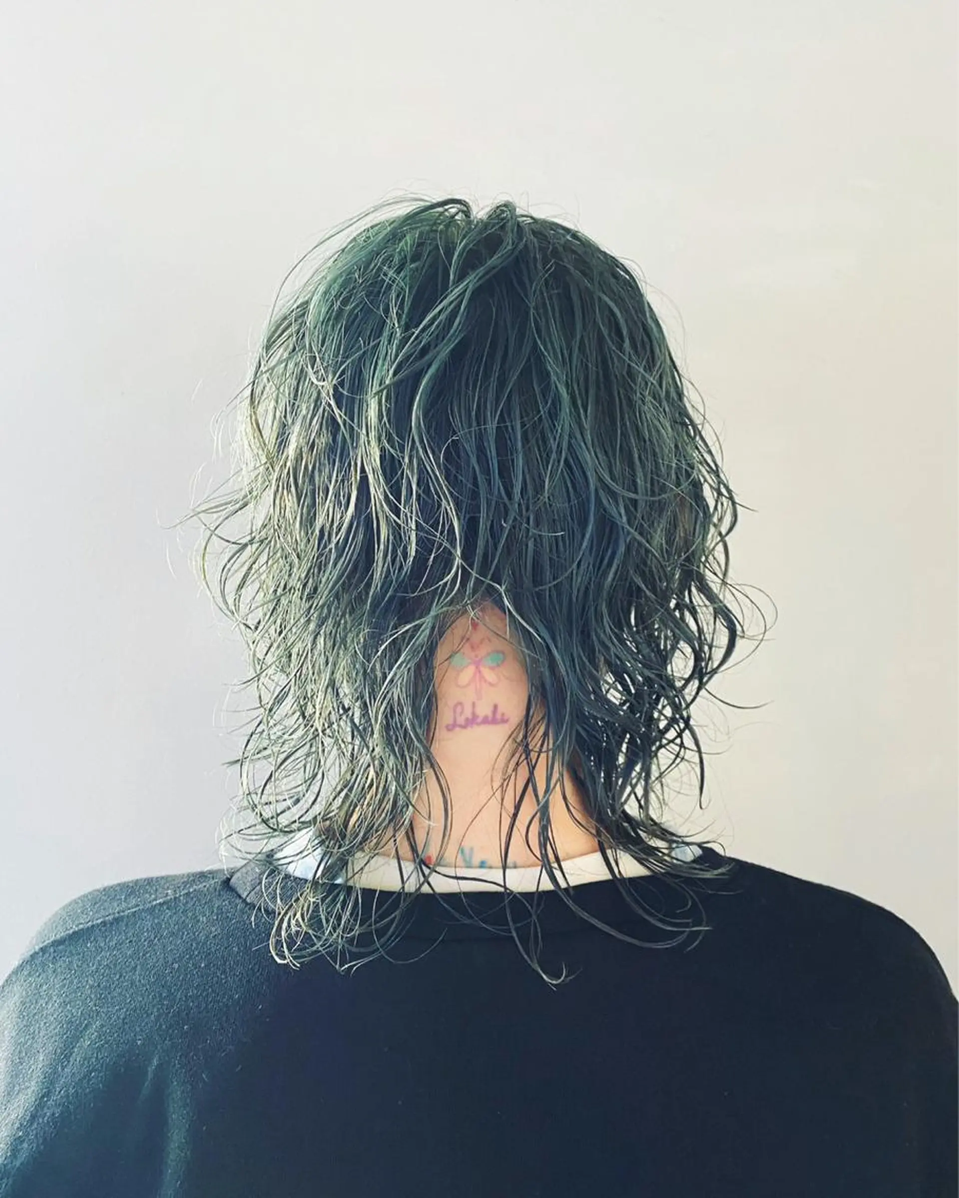 セミロング カラー パーマ セミロングパーマ ブリーチ 🫧艶ハイトーン ブリーチ🫧シモのヘアスタイル