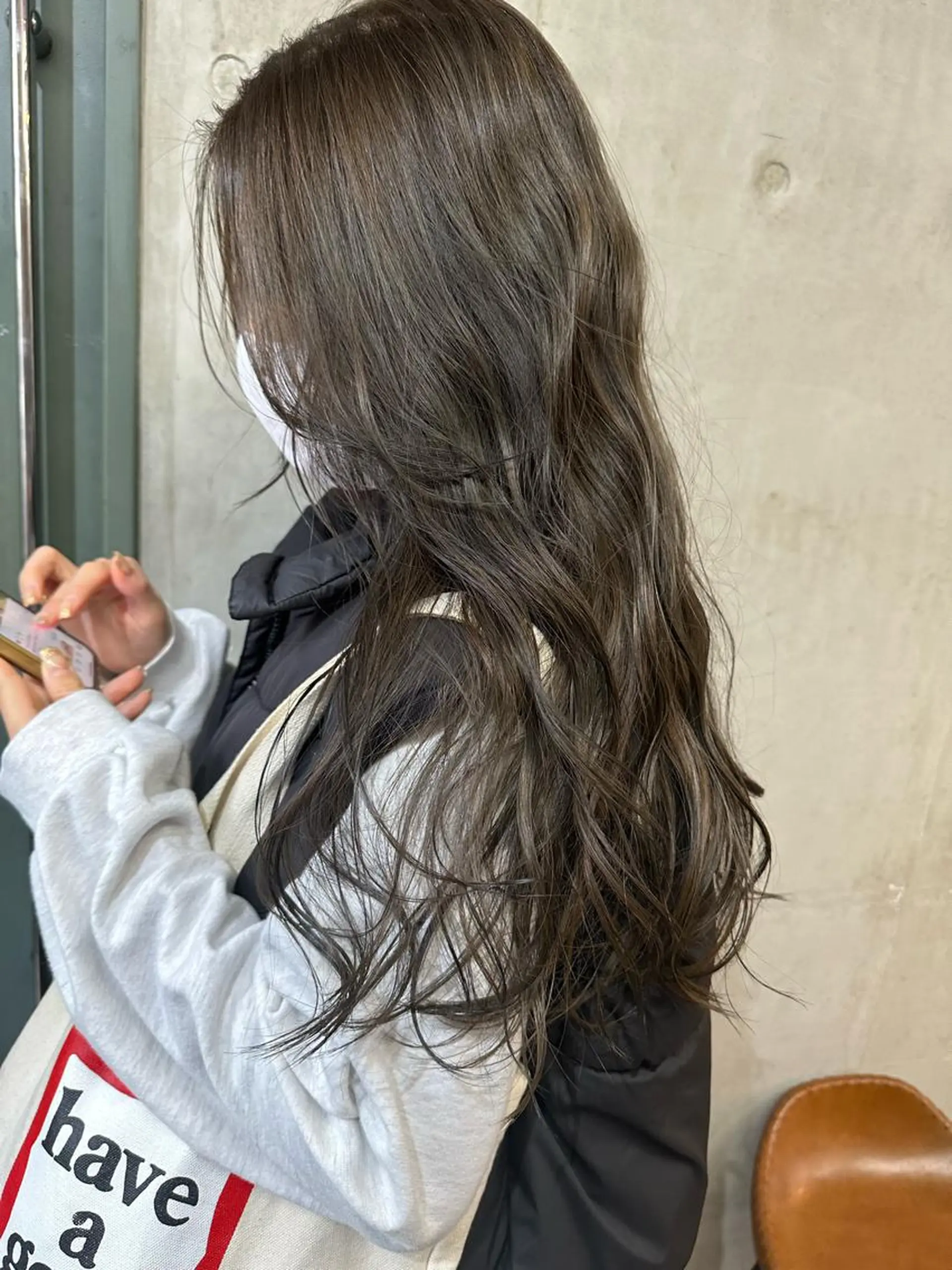 ロング カラー ヘアカラー SALTWATER AYARIのヘアスタイル
