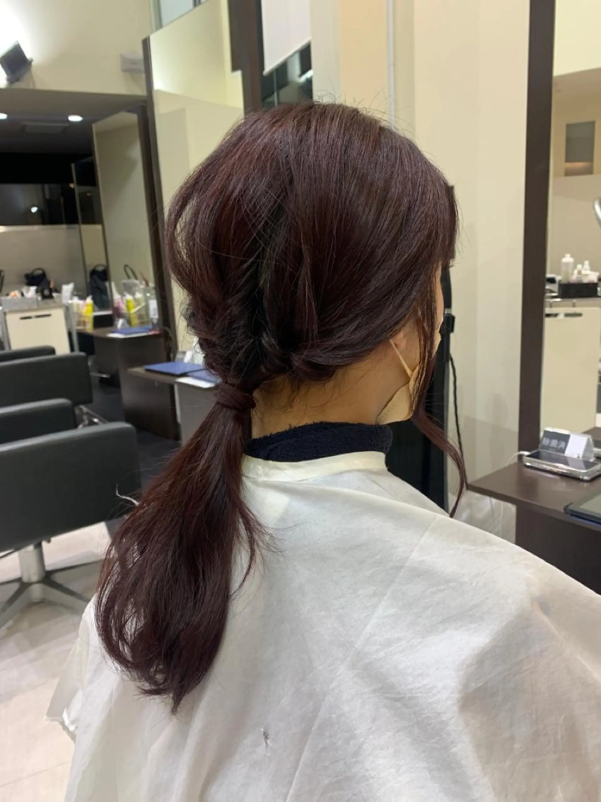 ミディアム カラー ヘアアレンジ J’s所属・本丸 楓香のヘアスタイル