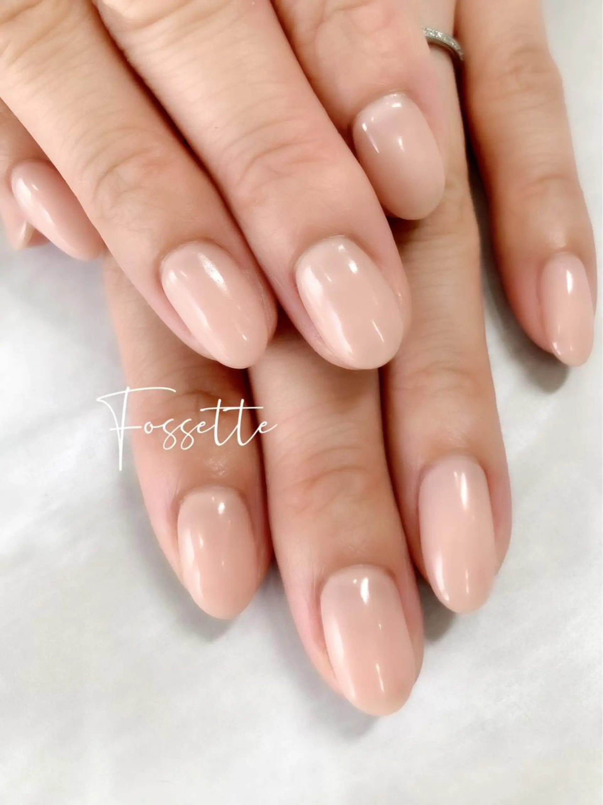 ネイル オフィスネイル ワンカラーネイル シンプルネイル ハンドネイル nailsalon Fossetteのネイルデザイン