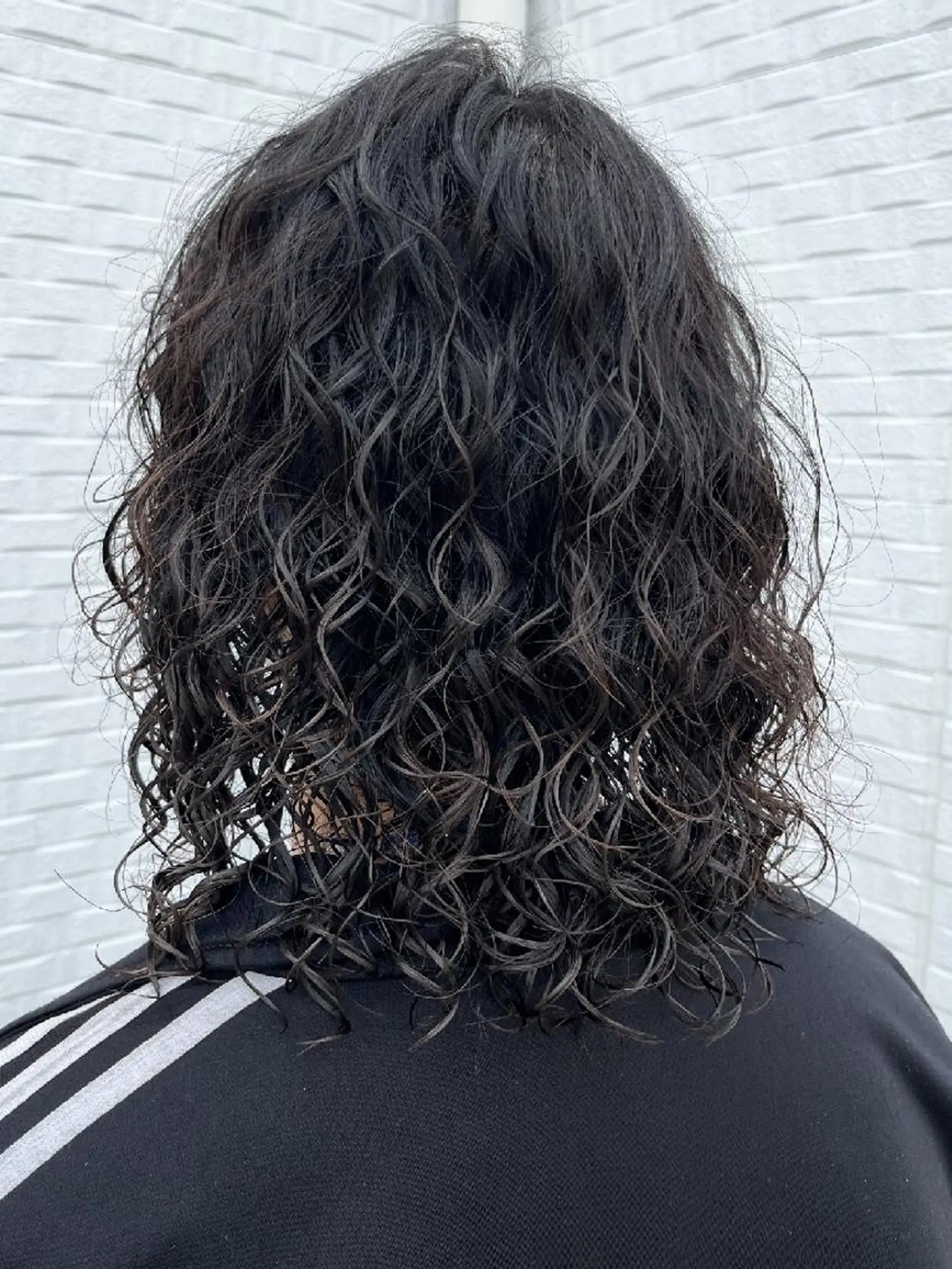 パーマ スパイラルパーマ 高橋嵐 プラスイズムヴェレンのヘアスタイル