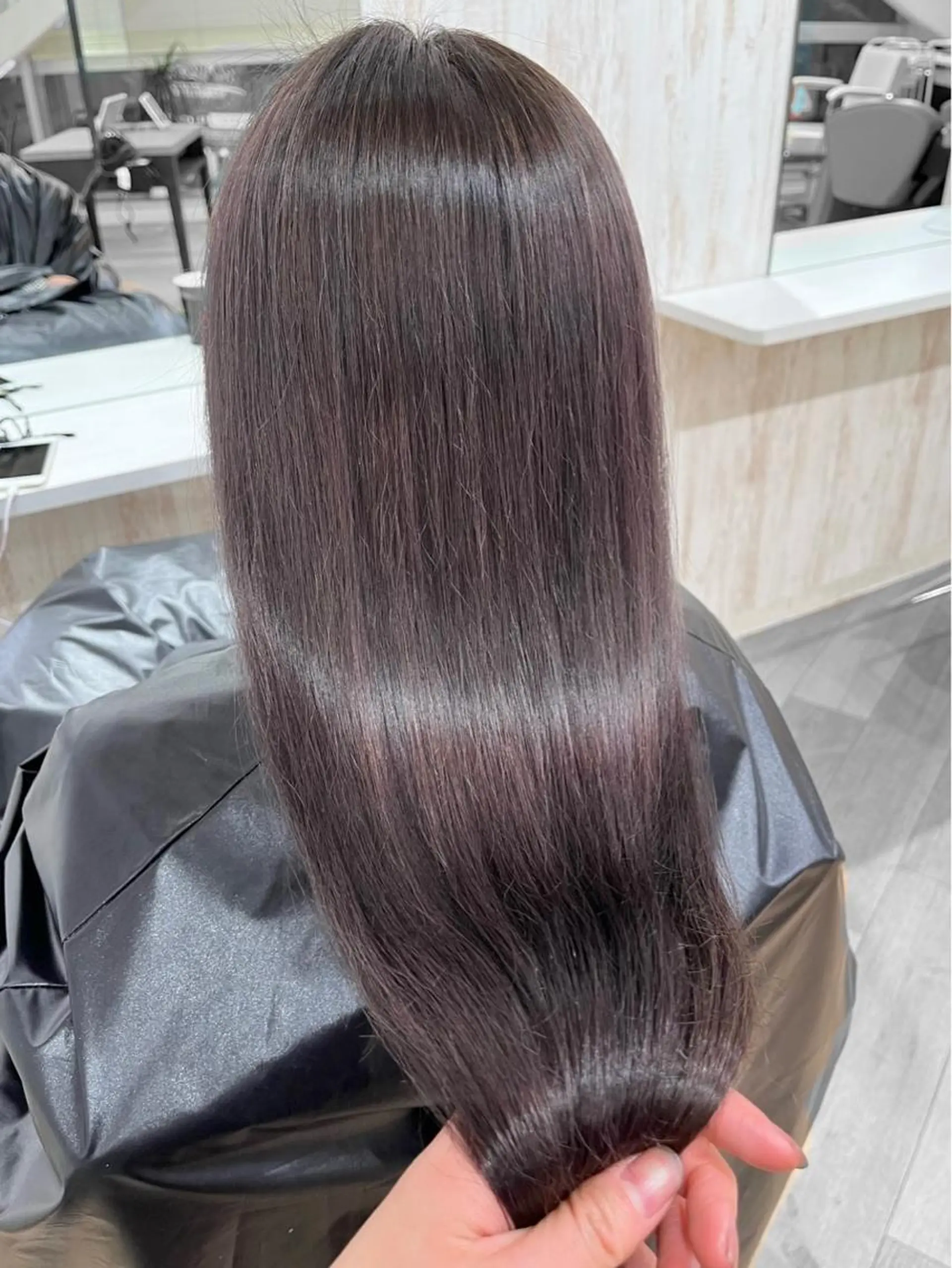 ロング カラー アッシュ ラベンダーカラー ラベンダーアッシュ ヘアカラー 🤎HAZUKI🤎 ハイトーン✨エクステのヘアスタイル