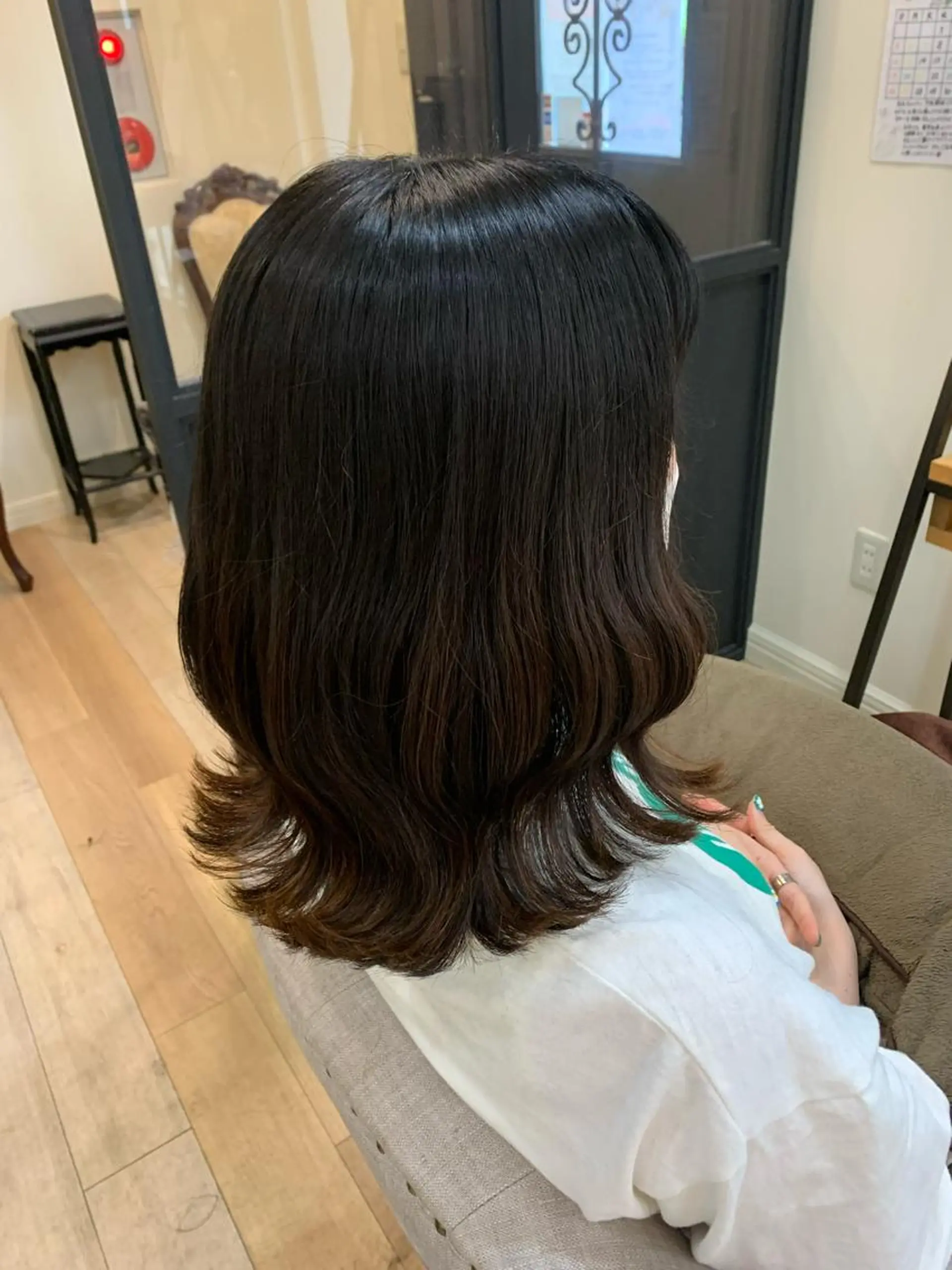 セミロング 上田 紗也のヘアスタイル