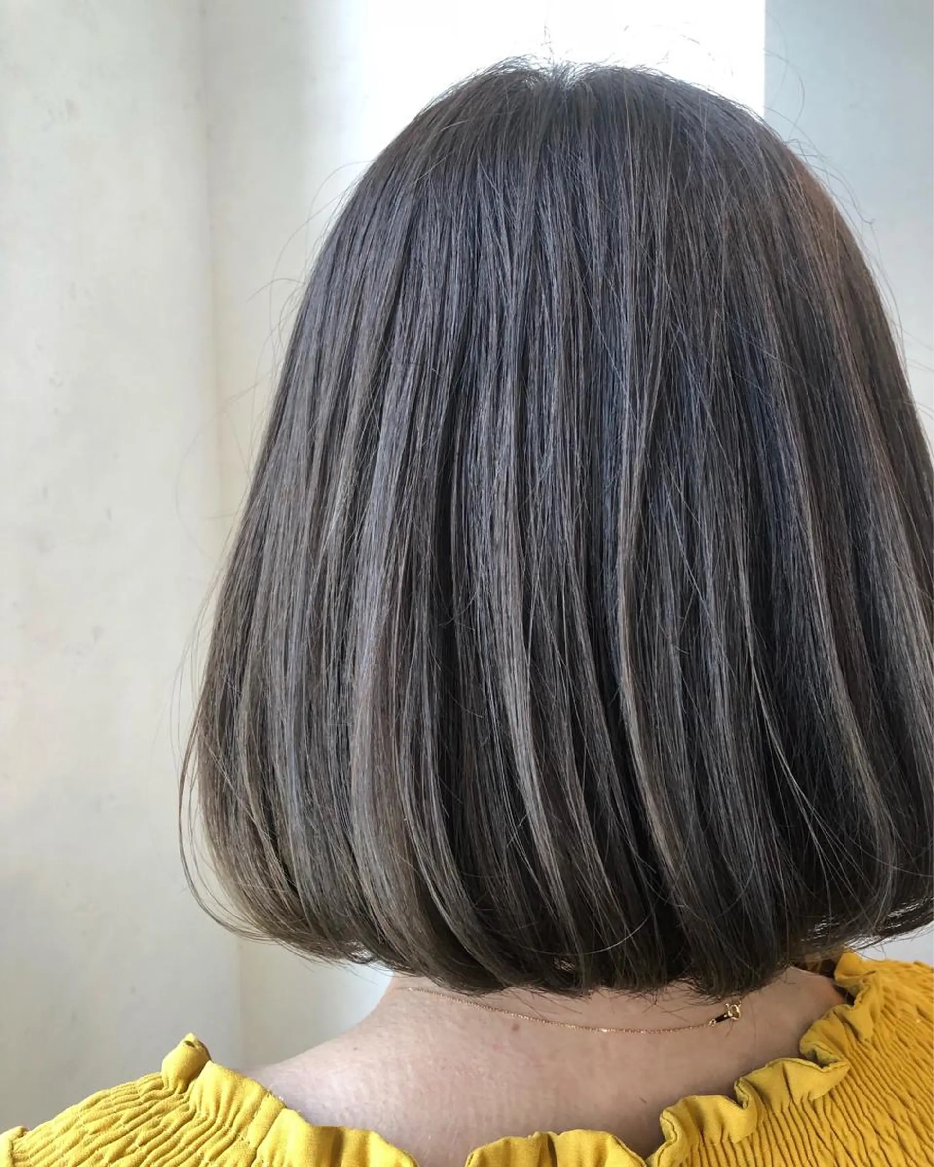 ショート カラー アッシュ カット ヘアカラー TOWA 野村　コウダイのヘアスタイル