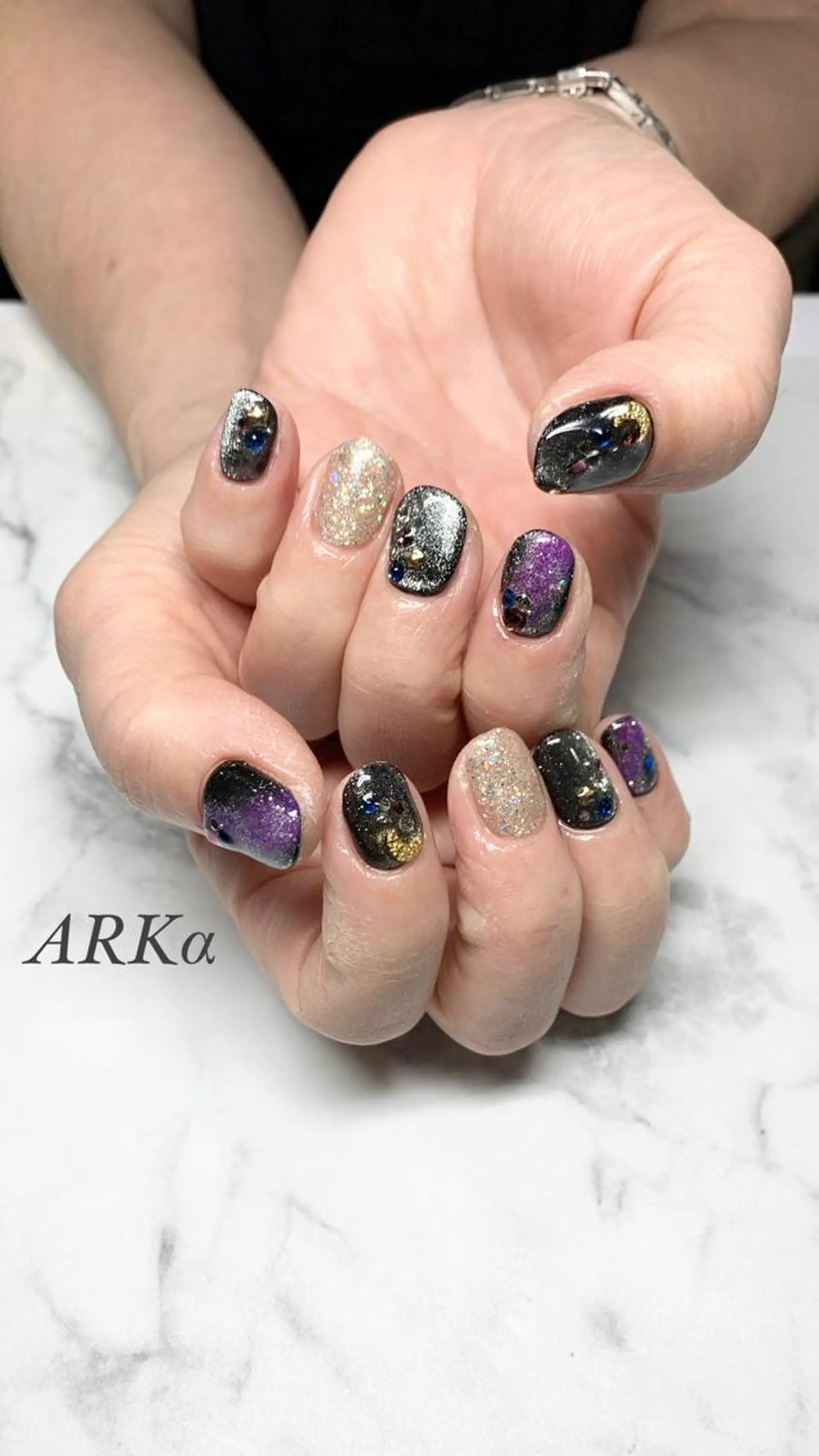 ショート ネイル マグネットネイル ハンドネイル Nailsalon ARKαのネイルデザイン