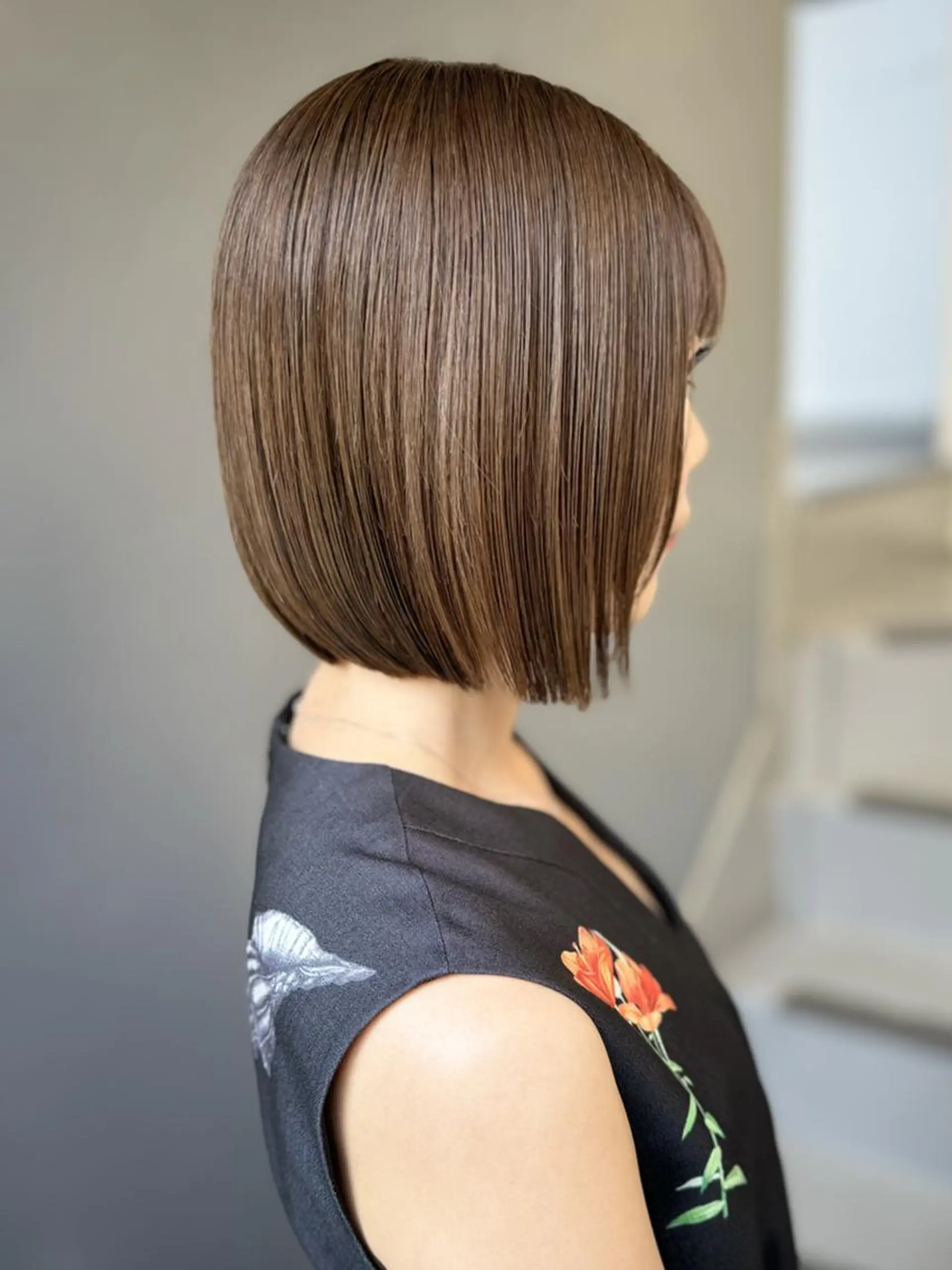 ミディアム ミディアムレイヤー ミディアムパーマ ボブ くびれヘア 顔まわりレイヤー カット ヘアカラー 髪質改善TABATA YUUKI 表参道のヘアスタイル