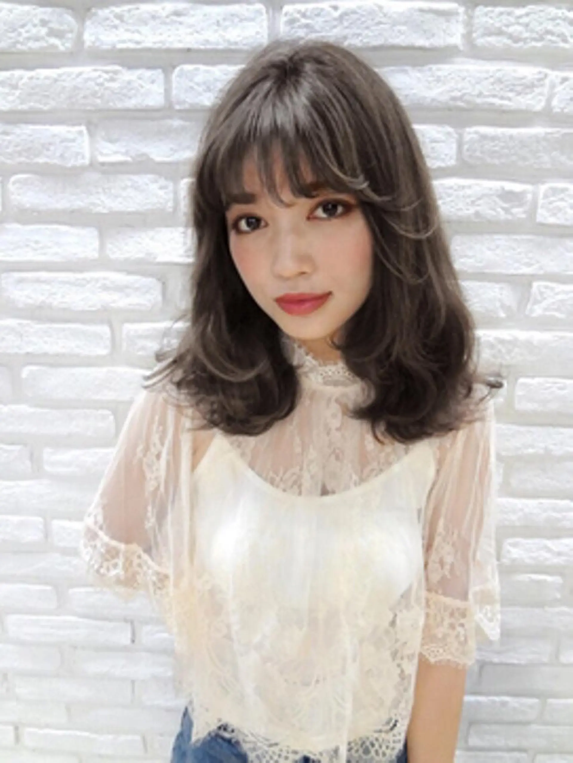 セミロング カラー 遠藤 眞実のヘアスタイル