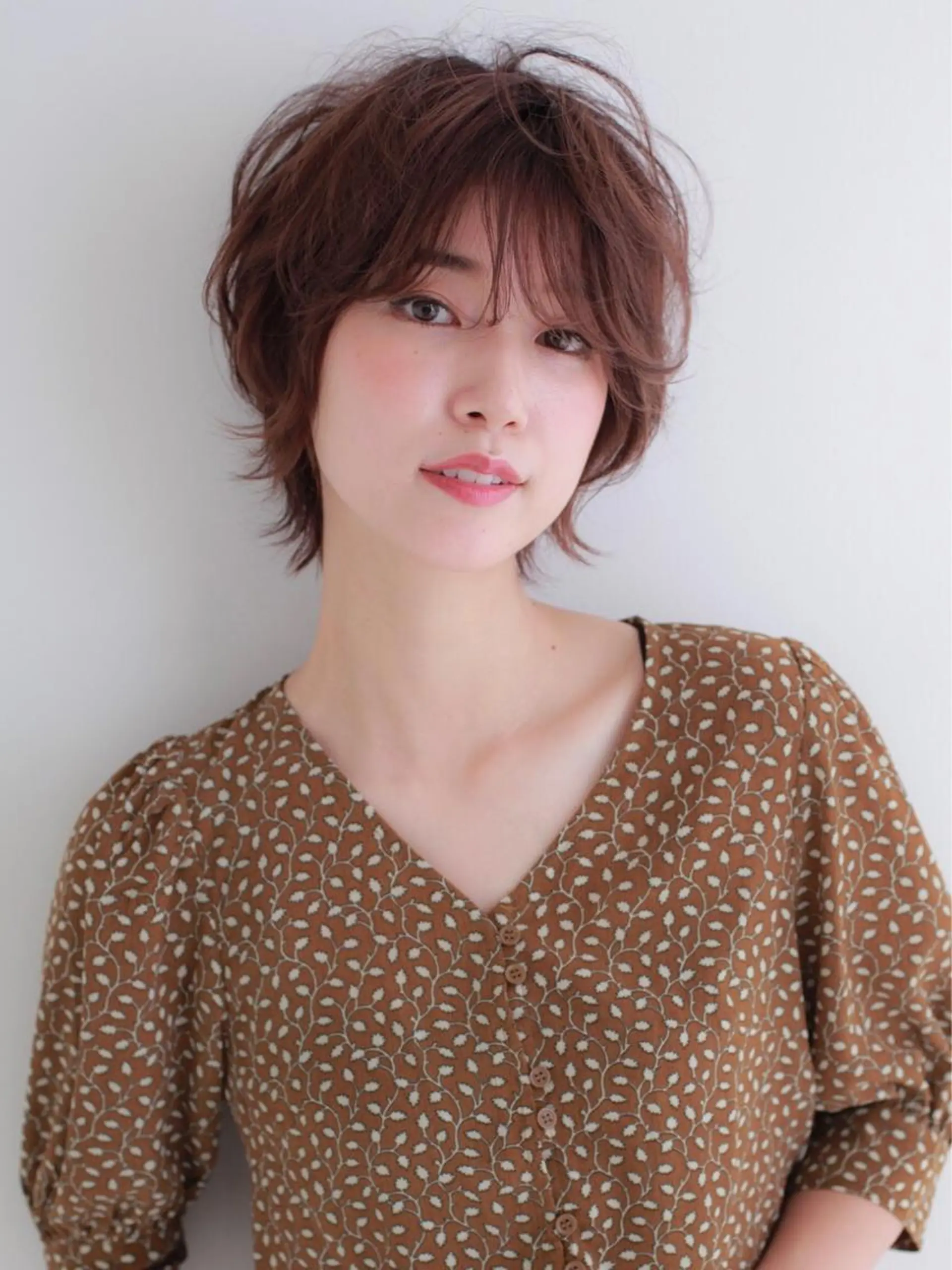 ショート ヘアカラー 岸川 恭子のヘアスタイル