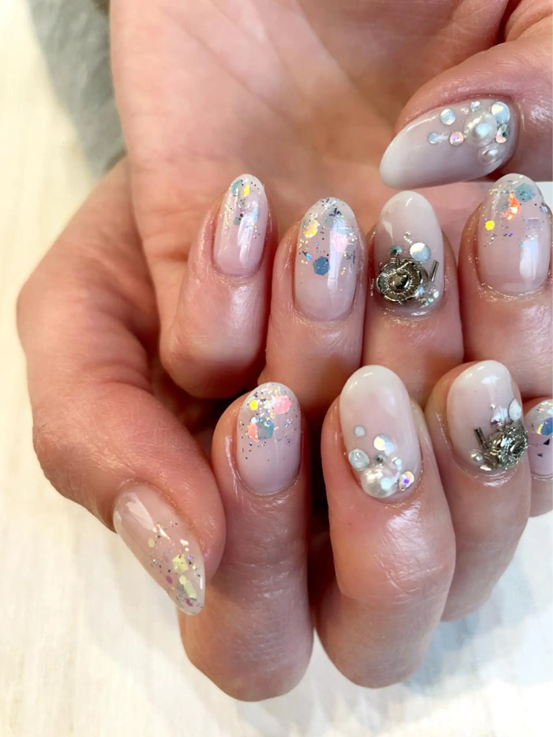 ネイル オーロラネイル ハンドネイル spell所属・spell nailのネイルデザイン