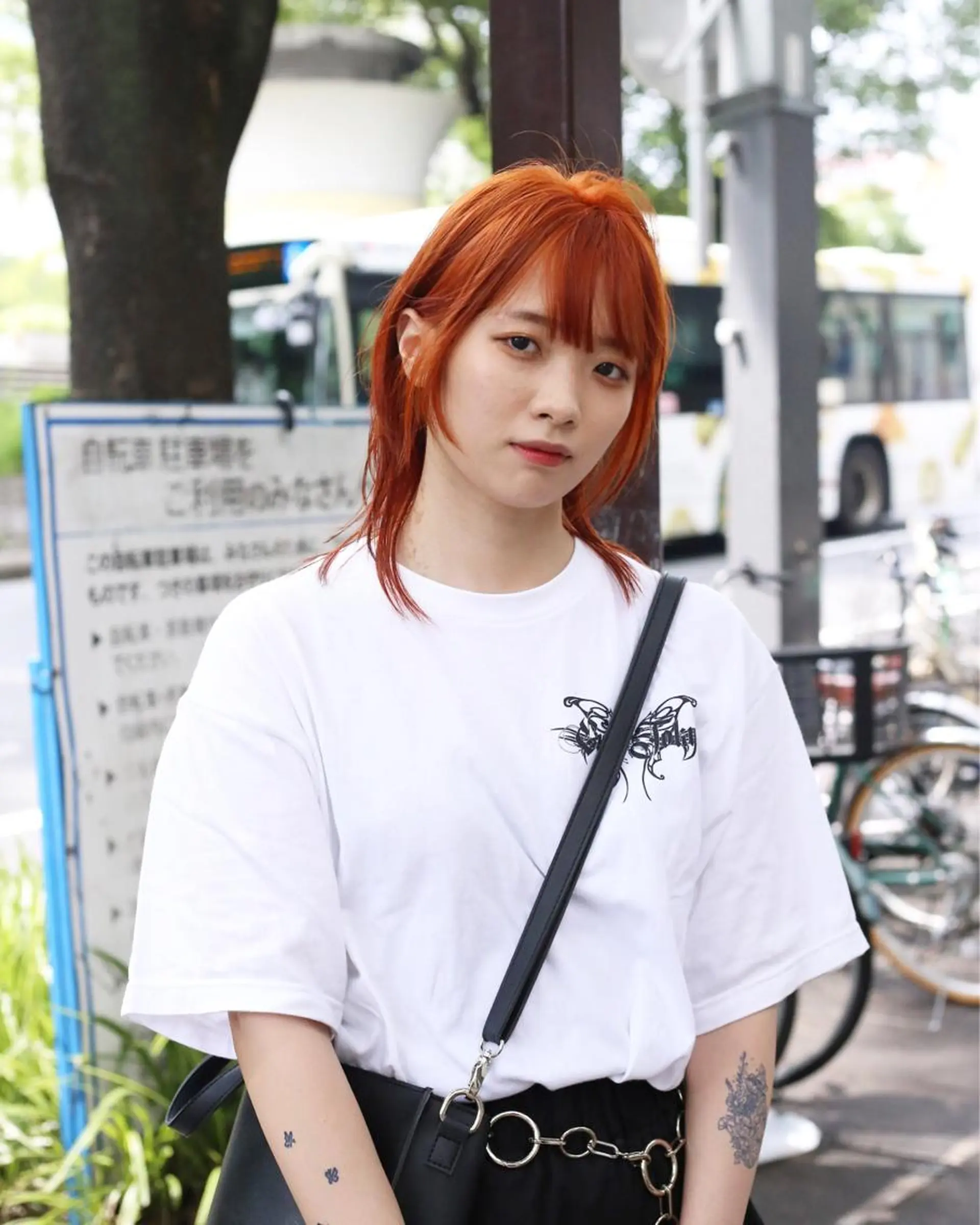 ミディアム カラー オレンジ ウルフカット 永田〈店長#レイヤー #ウルフ#ハイトーンのヘアスタイル