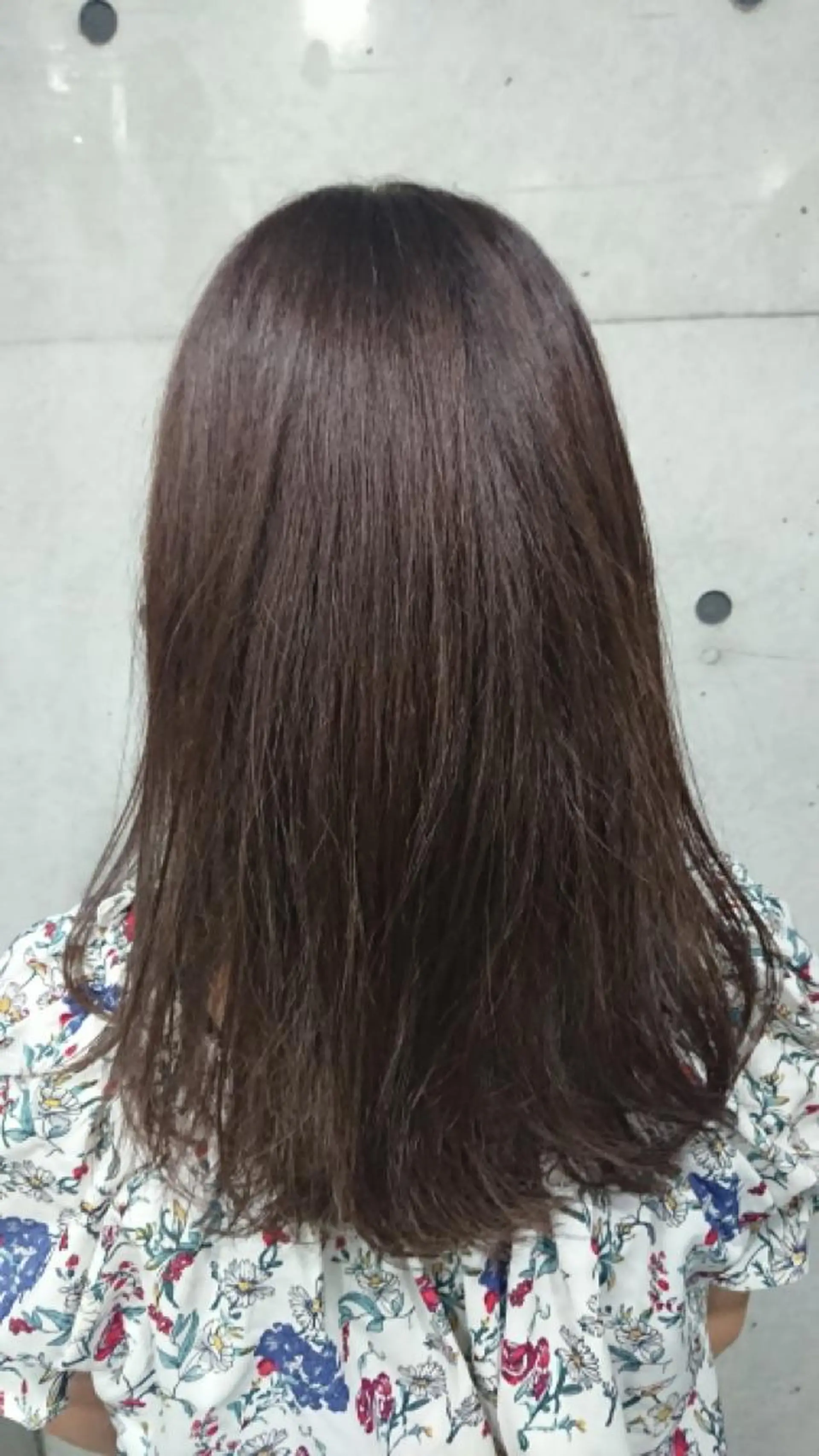 セミロング カラー ヘアアレンジ ヘアカラー トリートメント 瀧尻 光のヘアスタイル