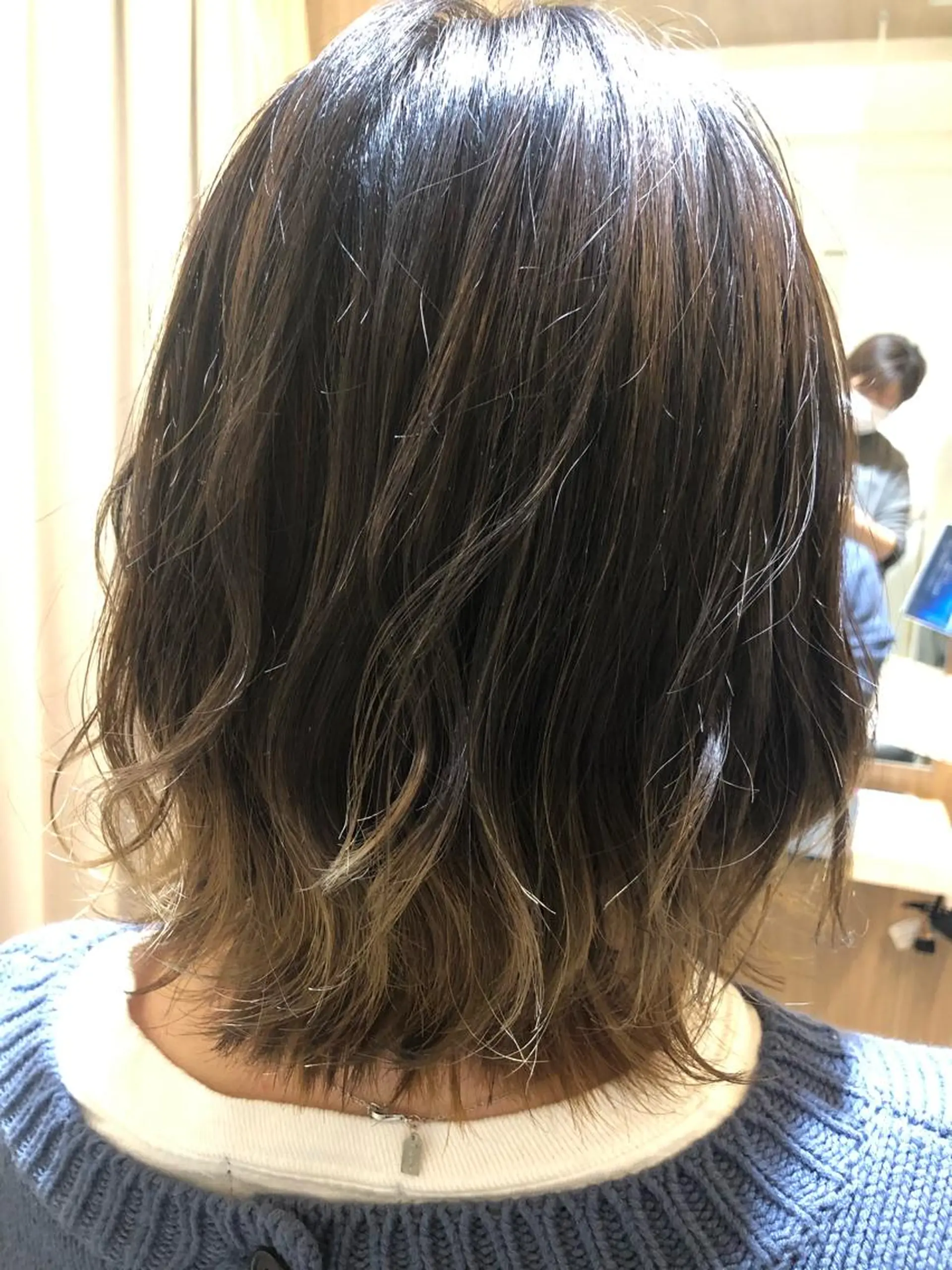 ミディアム ツートーンカラー 韓国風ヘア 田辺 黎花のヘアスタイル