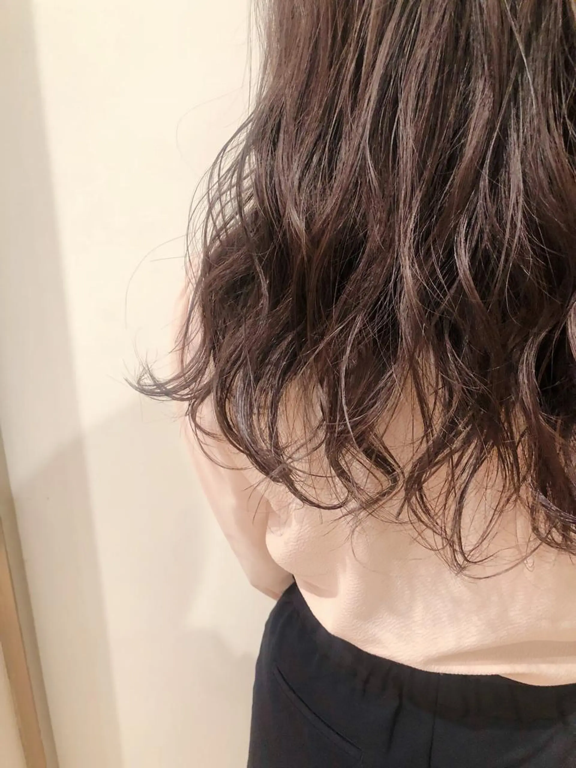 セミロング カラー 韓国ヘア顔周りカット 艶髪ベージュtamaのヘアスタイル