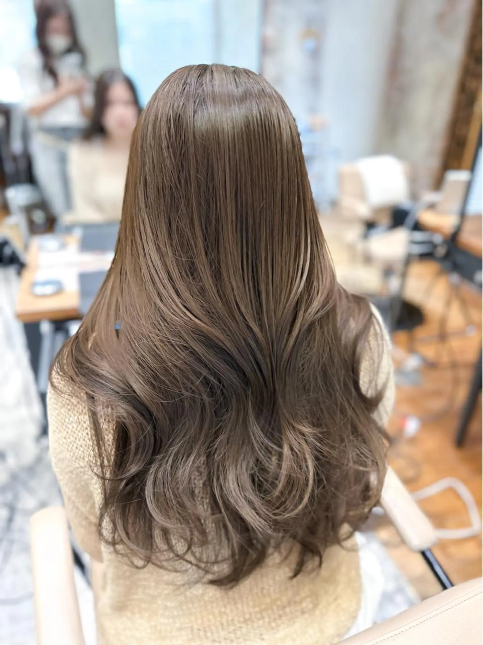 ロング カラー ベージュカラー ブラウンカラー ブラウンベージュ グレージュ シルバー カット ヘアカラー トリートメント 顔周り/くびれヘア 韓国ヘア💕風間るなのヘアスタイル