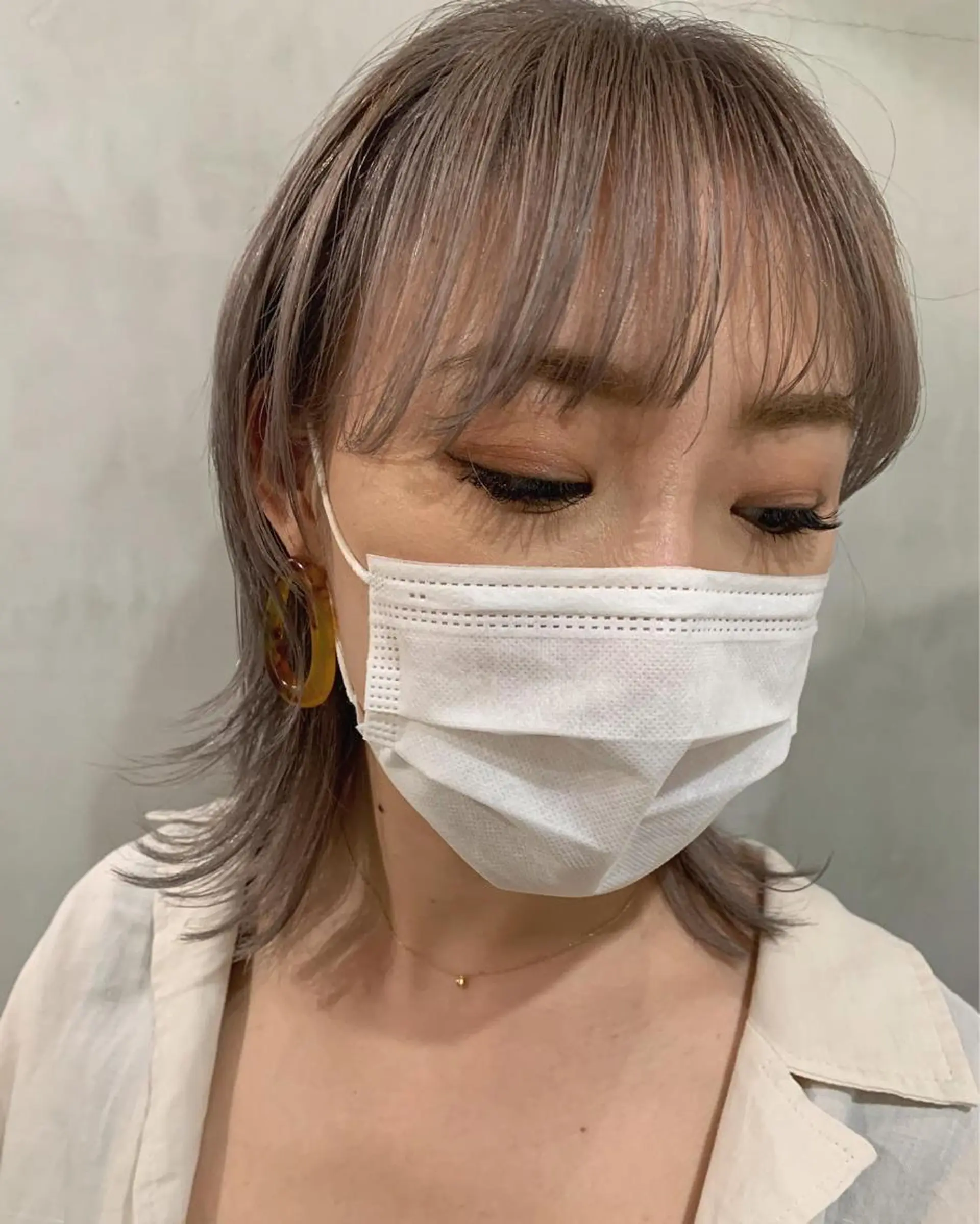 ミディアム カラー カット ヘアカラー トリートメント 優 作のヘアスタイル