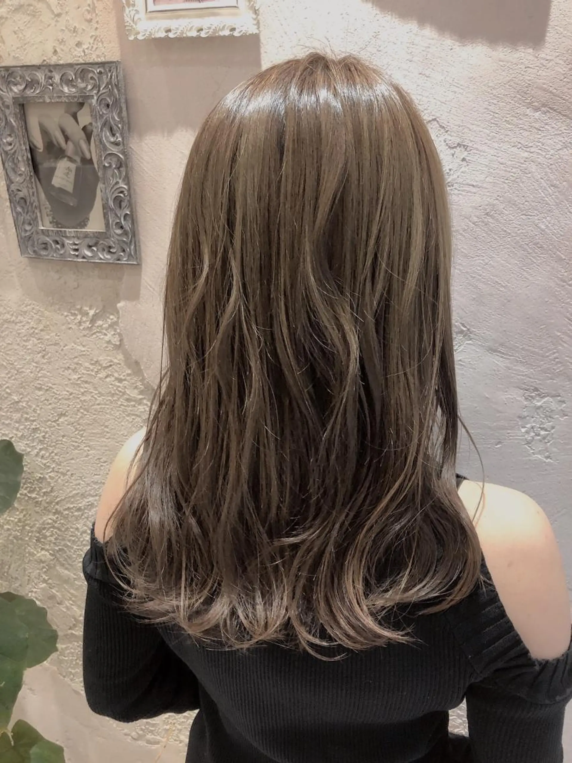 ミディアム カット ヘアカラー トリートメント 代表山口ひな 髪質改善のプロのヘアスタイル