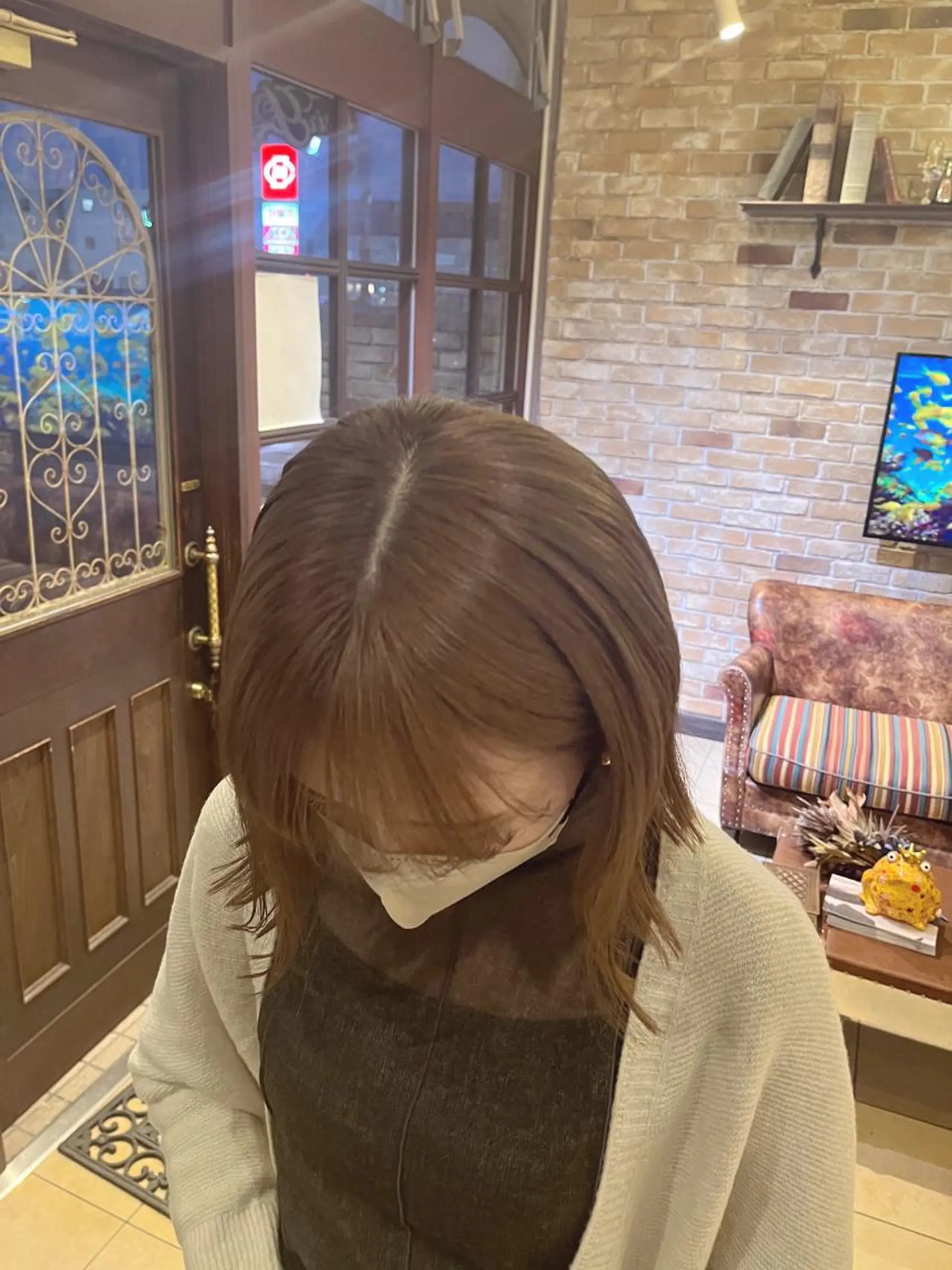 ミディアム ヘアカラー 🧡ミルクティー/ レイヤー🧡ショウナのヘアスタイル