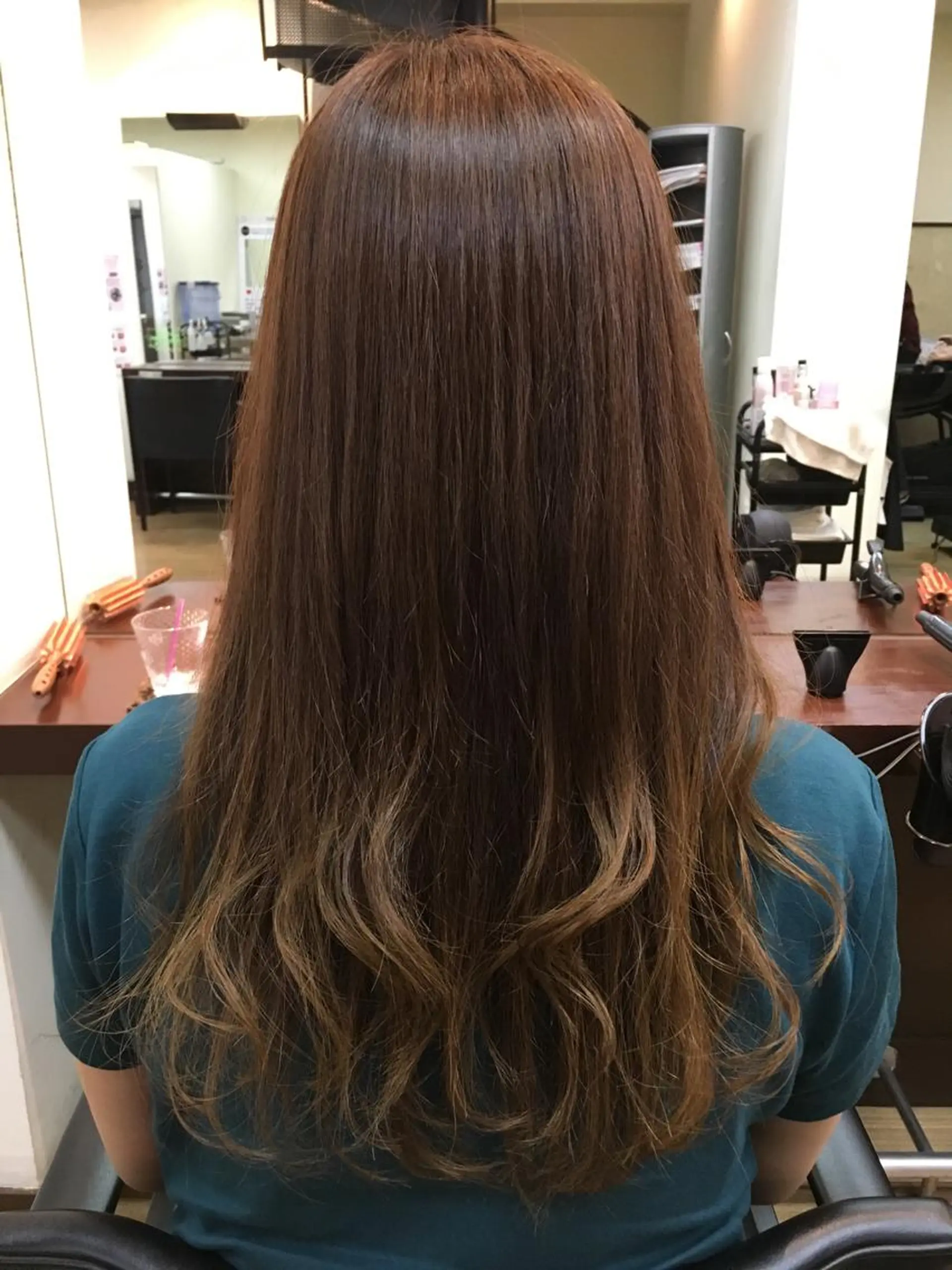 ロング パーマ 縮毛矯正 カット 縮毛矯正 トリートメント 萌花 moeka /韓国/レイヤーのヘアスタイル