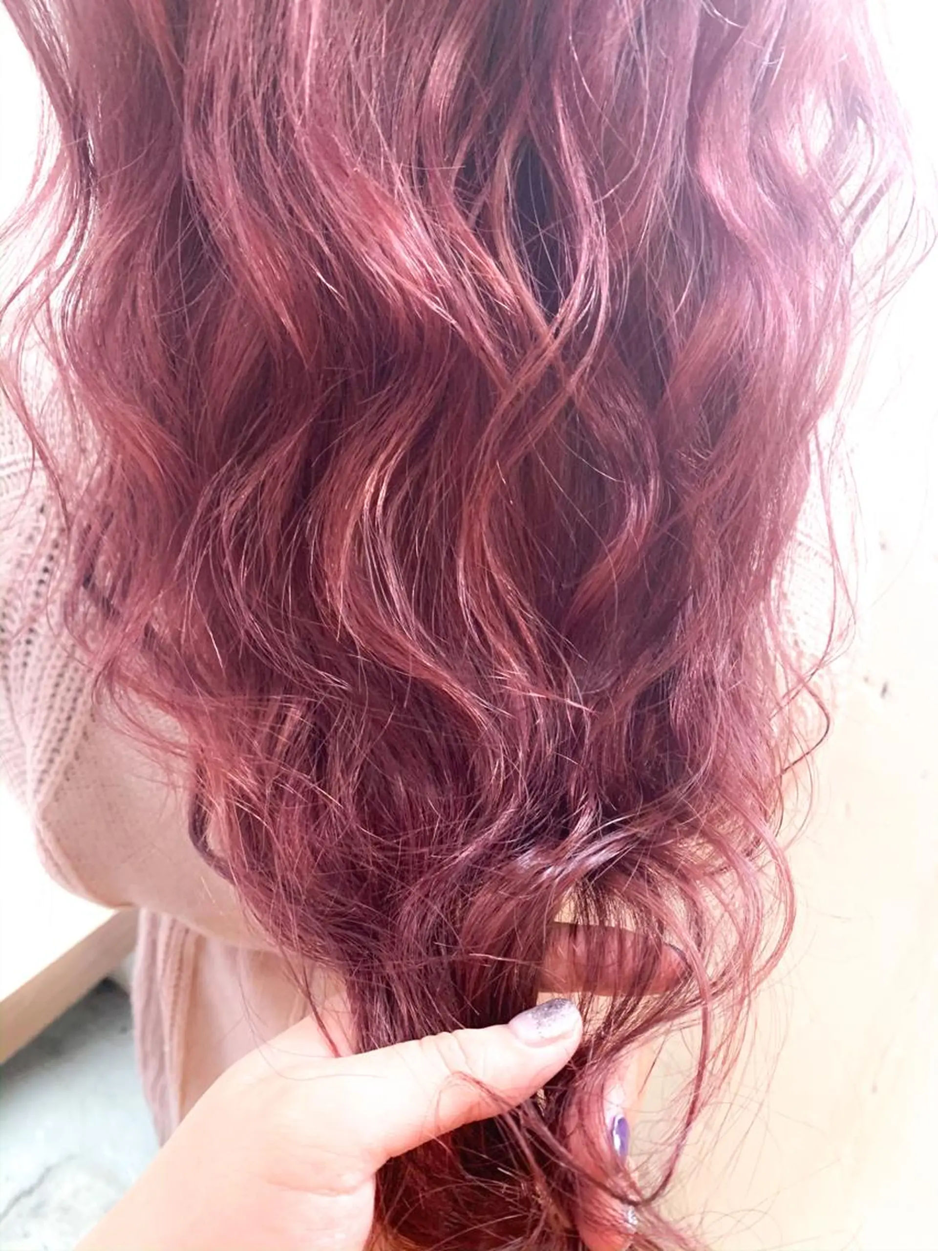 セミロング ヘアカラー HAIR WORKS HELM所属・ショート✨ボブ✨代表 新田見美仁のヘアスタイル