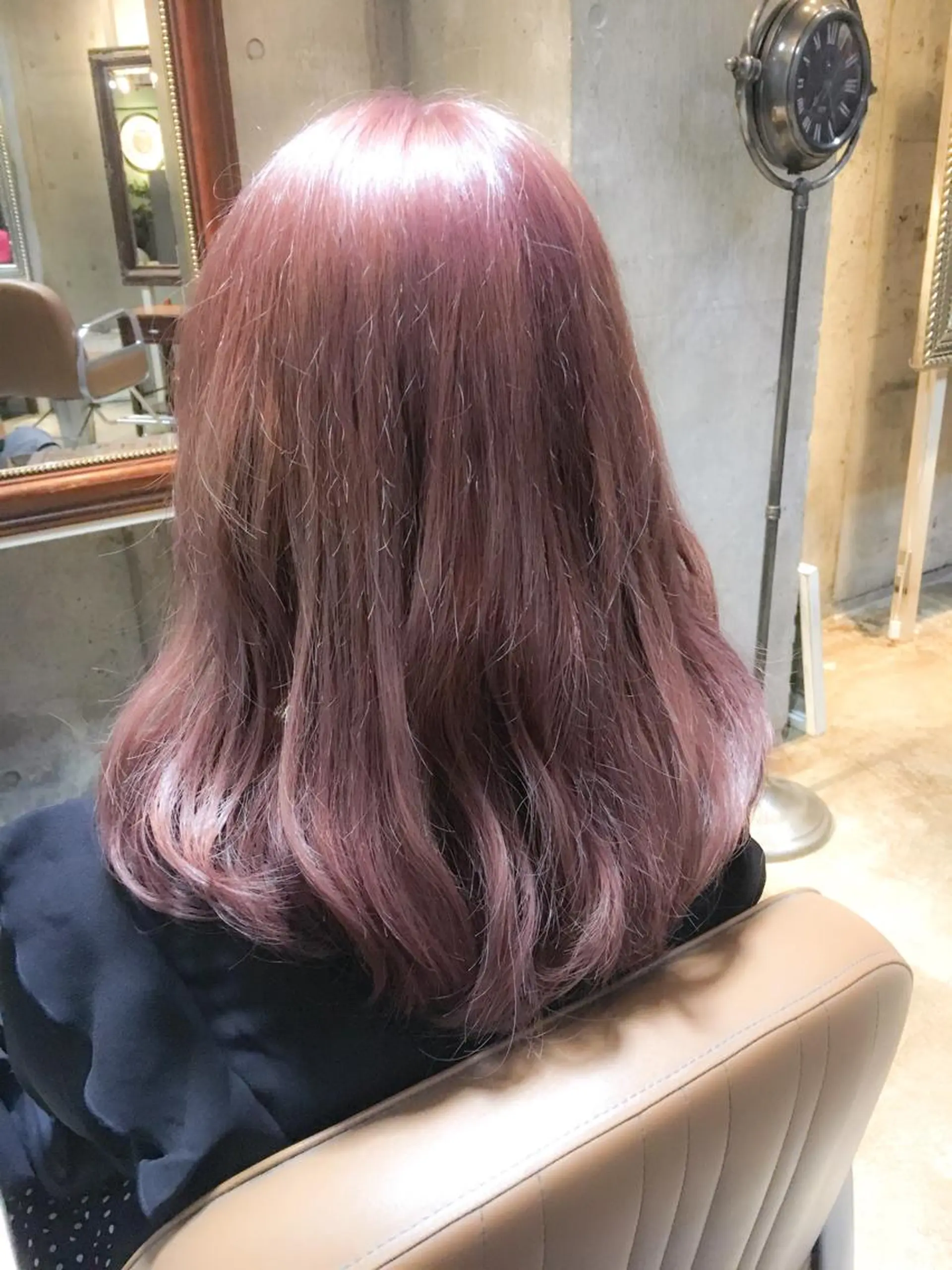 セミロング カラー ラベンダーカラー ピンクカラー ピンクラベンダー 北條 優輝のヘアスタイル